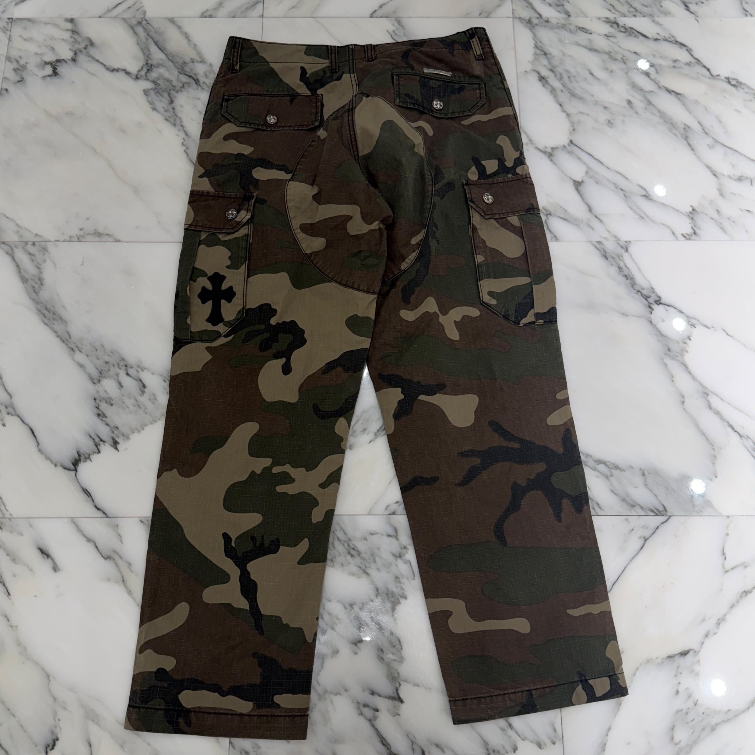 CHROME HEARTS Cross Ball Button Camo Cargo Pants Size 32 クロムハーツ クロスボールボタン カモ カーゴパンツ サイズ32