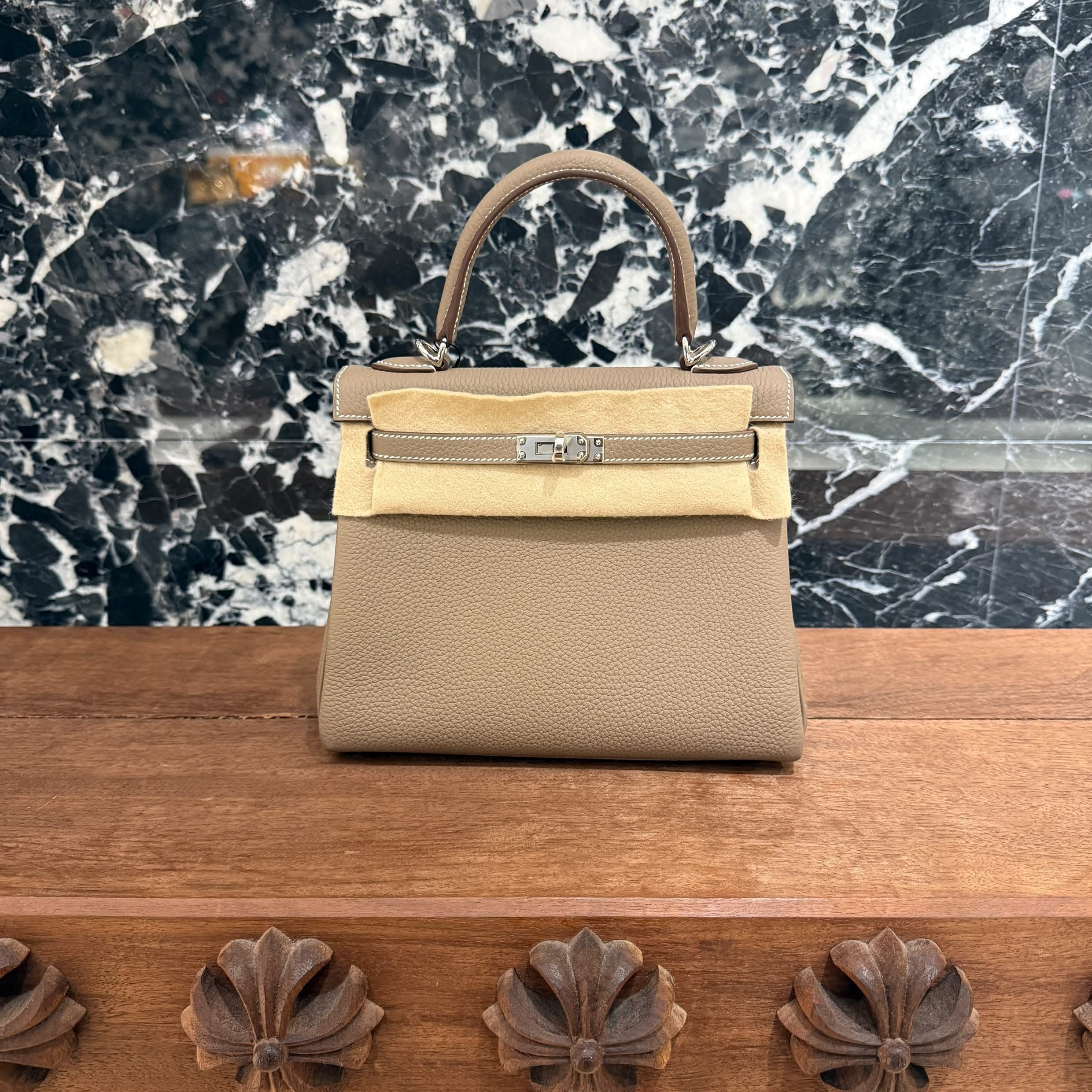 HERMES KELLY 25 Hand Bag "Etoupe"G刻印 エルメス ケリー25 ハンドバッグ "エトゥープ" G刻印