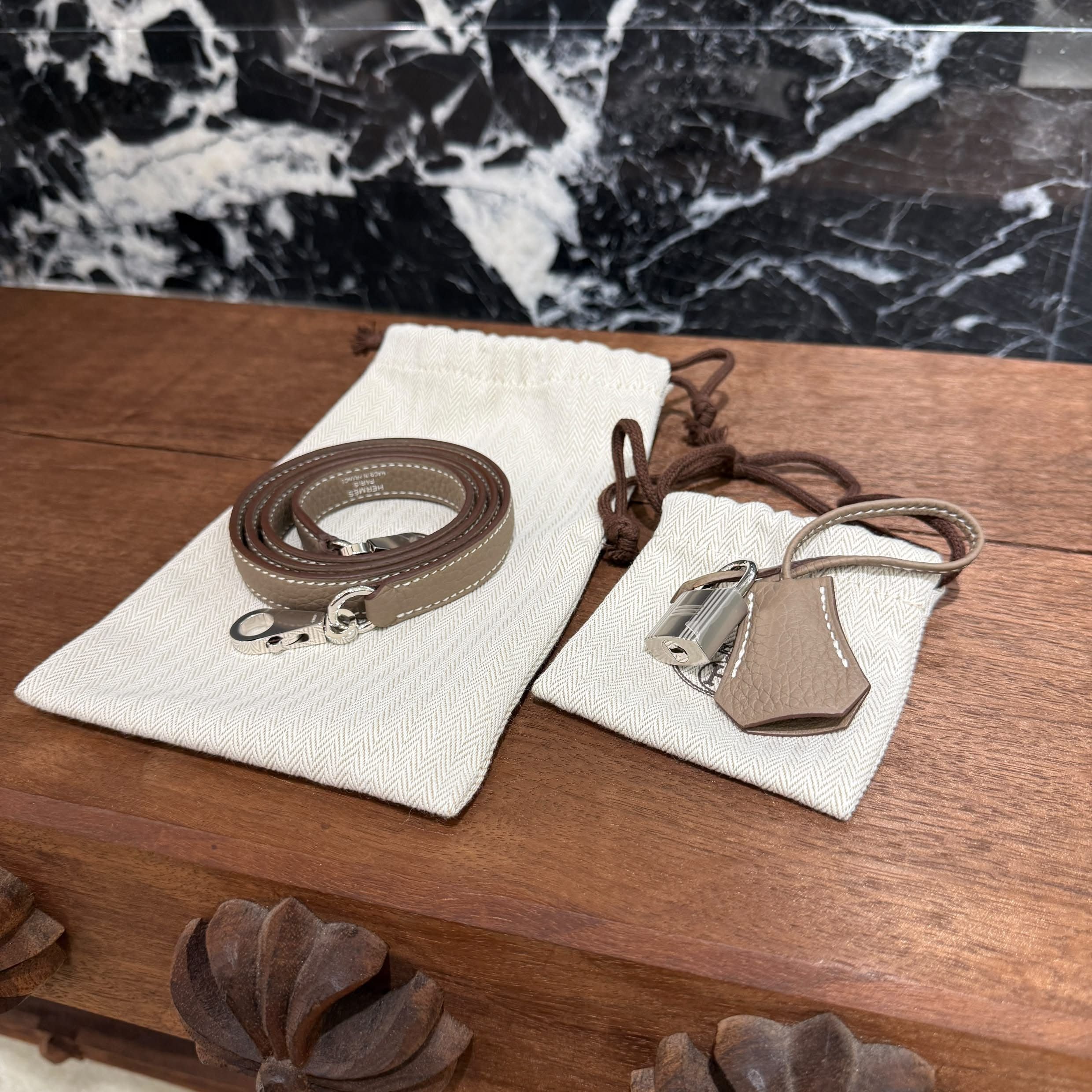 HERMES KELLY 25 Hand Bag "Etoupe"G刻印 エルメス ケリー25 ハンドバッグ "エトゥープ" G刻印