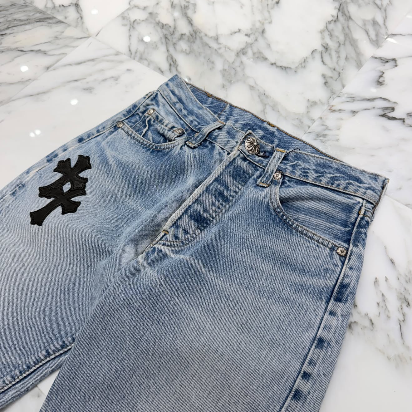 CHROME HEARTS × Levi's 501 VNTG Leather Cross Patch Denim Pants Size 26 クロムハーツ × リーバイス 501 ヴィンテージ レザークロスパッチ デニムパンツ サイズ26