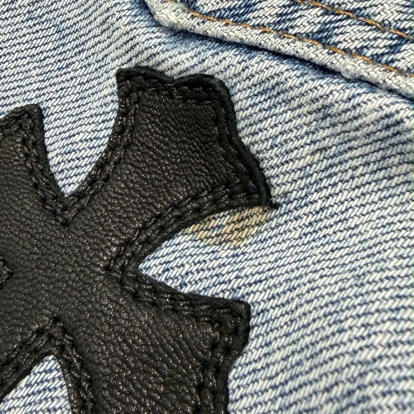CHROME HEARTS × Levi's 501 VNTG Leather Cross Patch Denim Pants Size 26 クロムハーツ × リーバイス 501 ヴィンテージ レザークロスパッチ デニムパンツ サイズ26