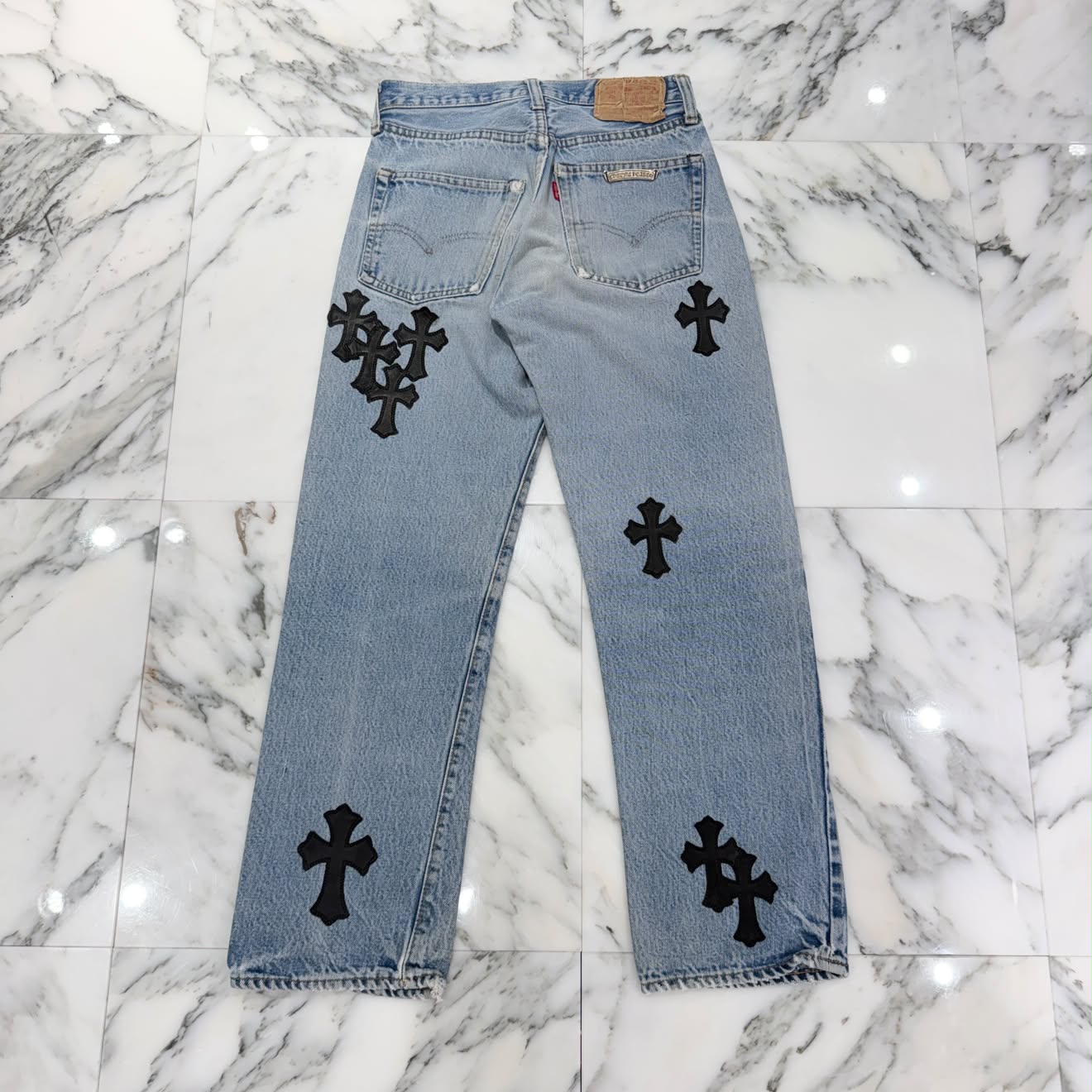 CHROME HEARTS × Levi's 501 VNTG Leather Cross Patch Denim Pants Size 26 クロムハーツ × リーバイス 501 ヴィンテージ レザークロスパッチ デニムパンツ サイズ26