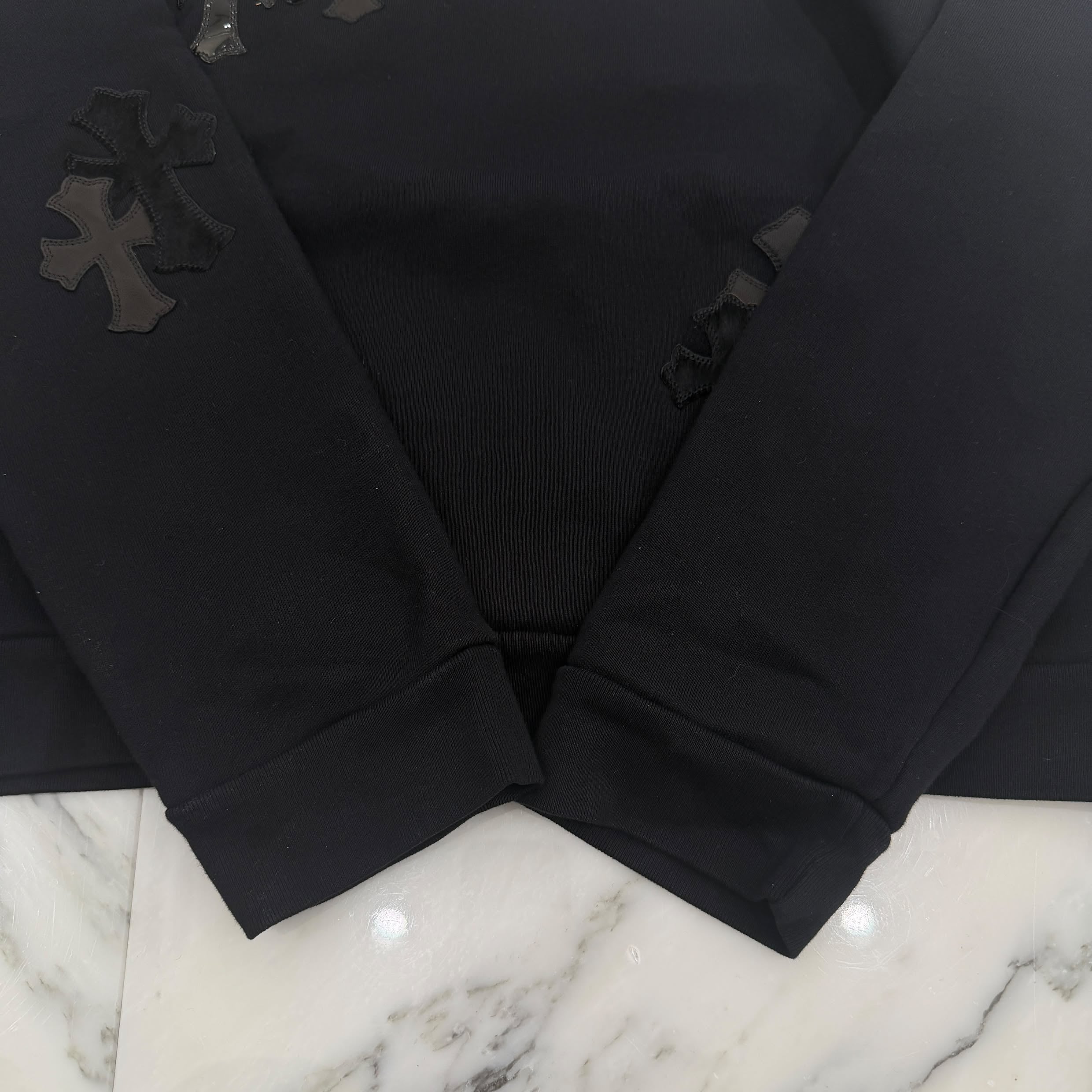 CHROME HEARTS Y NOT Multi Leather Cross Patch Half Zip Sweatshirt Size M クロムハーツ ワイノット マルチレザークロスパッチ ハーフジップ スウェットシャツ サイズM