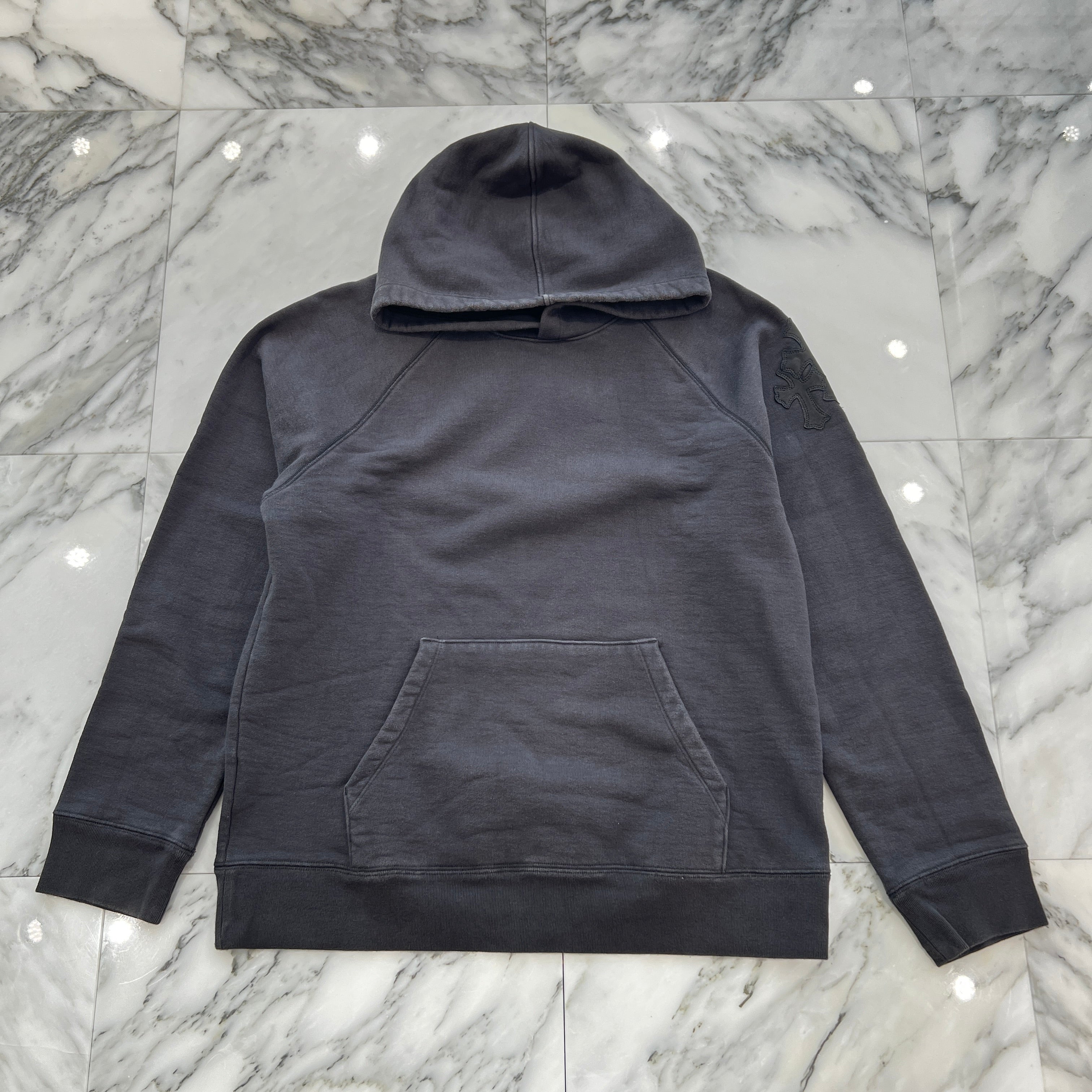 CHROME HEARTS Y NOT Cemetery Cross Leather Patch Pullover Hoodie Size M クロムハーツ ワイノット セメタリークロス レザーパッチ プルオーバーフーディ サイズM