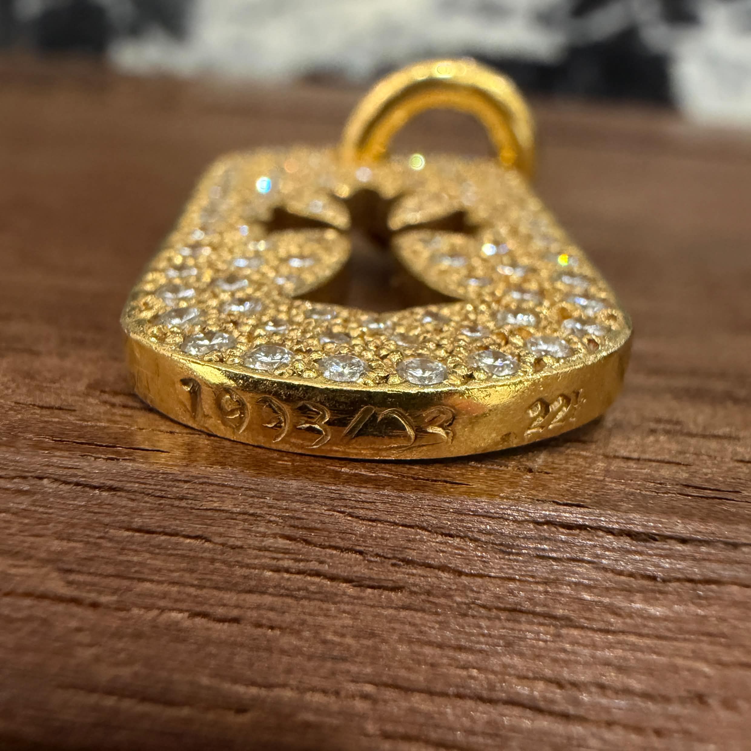 CHROME HEARTS 22K Small Cut Out Cross Dock Tag Pendant Charm Pave Diamond クロムハーツ 22K スモール カットアウトクロス ドッグタグ ペンダントチャーム パヴェダイヤモンド