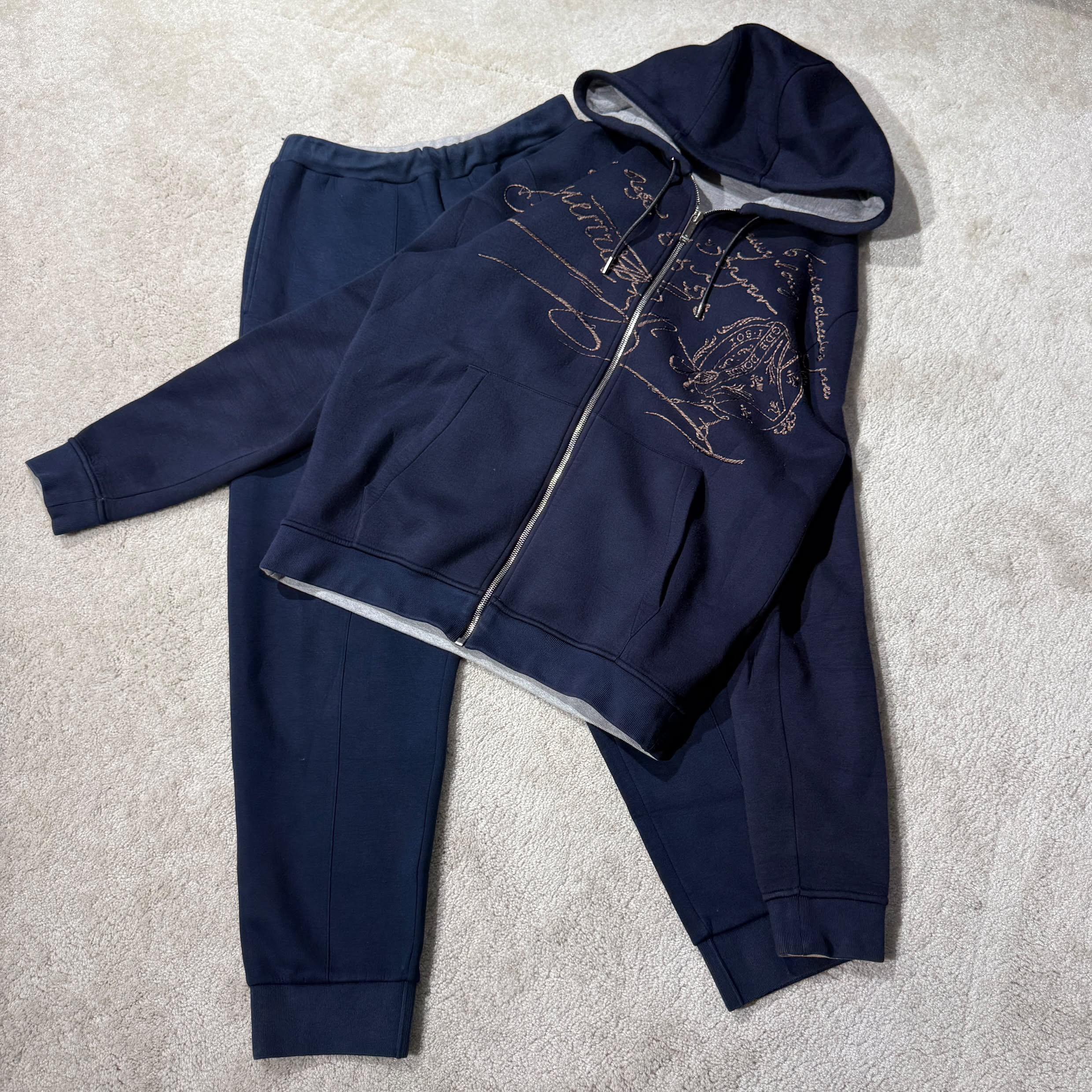 Berluti Calligraphy Embroidered Set Up R23JZL27JAFD R23JTL33JAFD Size M/L ベルルッティ カリグラフィー刺繍 セットアップ サイズM/L