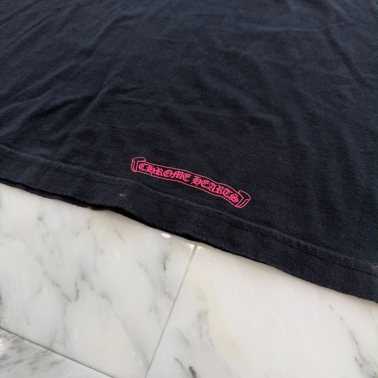 CHROME HEARTS Pink Made in Hollywood Vertical Logo Tee Size XL クロムハーツ ピンク メイドインハリウッド ヴァーティカルロゴ Tシャツ サイズXL