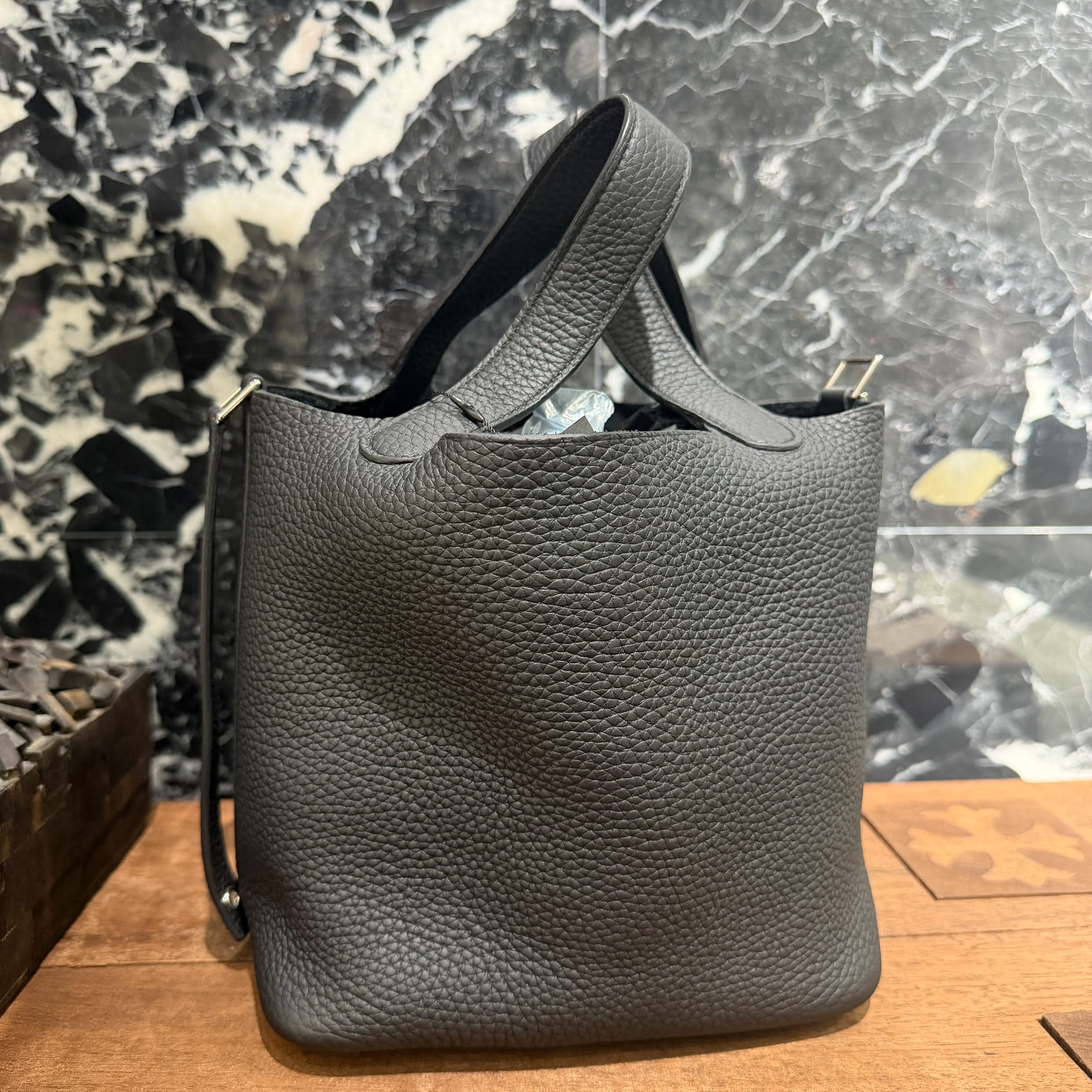 HERMES Picotin Lock PM "NOIR" B刻印 エルメス ピコタンロック PM "ノワール" B刻印