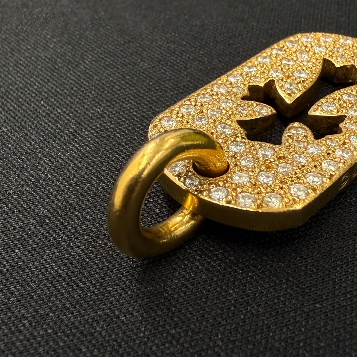 CHROME HEARTS 22K Small Cut Out Cross Dock Tag Pendant Charm Pave Diamond クロムハーツ 22K スモール カットアウトクロス ドッグタグ ペンダントチャーム パヴェダイヤモンド