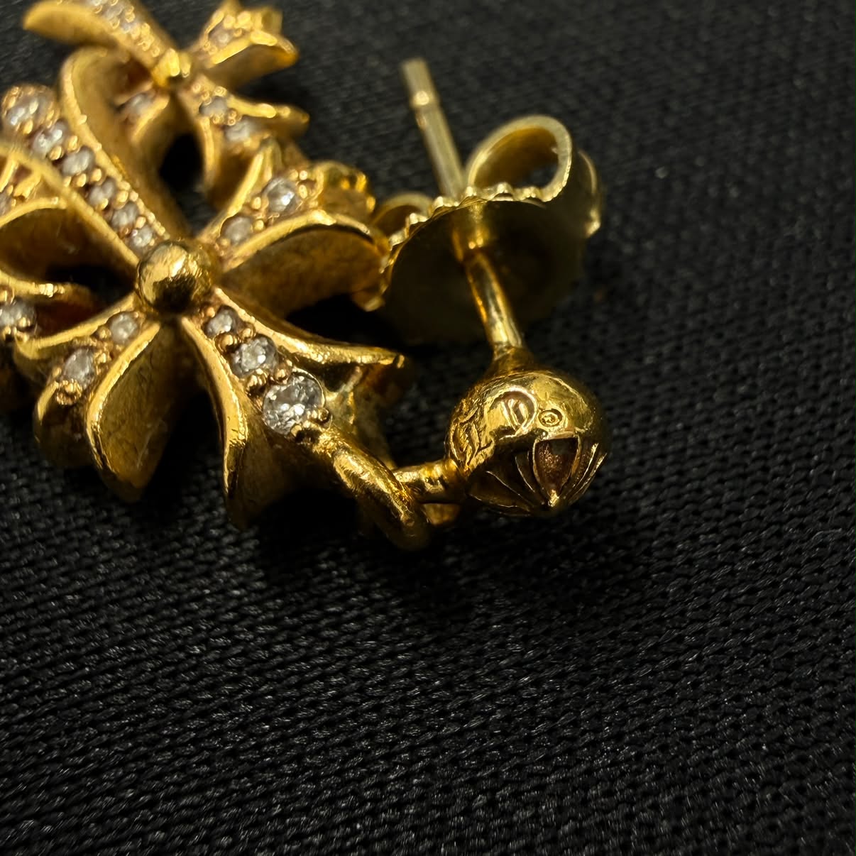 CHROME HEARTS 22K Triple Cross Earring Pave Diamond クロムハーツ 22K トリプルクロス イヤリング パヴェダイヤモンド ピアス
