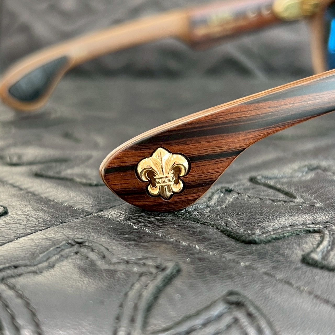 CHROME HEARTS LILITH Ebony Wood Sunglasses "BROWN/DARK GREY" WEWE-18KGP Size 56□18-144 クロムハーツ リリス エボニー ウッド サングラス "ブラウン/ダークグレー" サイズ56□18-144