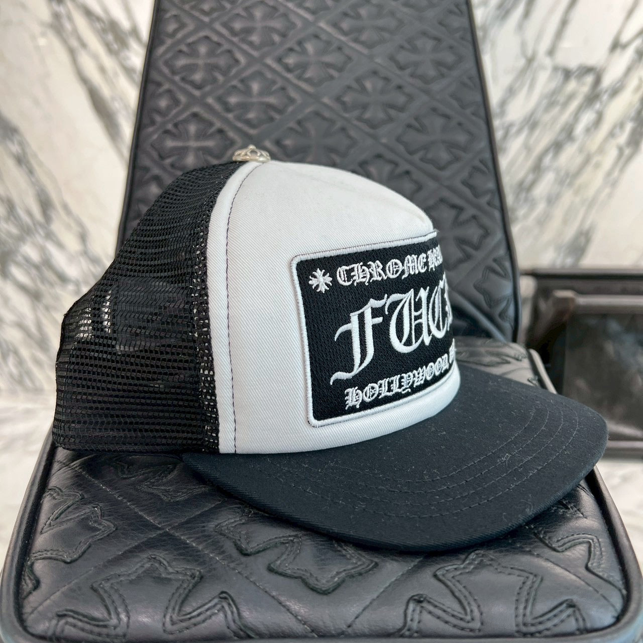 CHROME HEARTS  メッシュキャップ FUCK CHROME HEARTS クロムハーツ キャップ FUCK ロゴ メッシュ