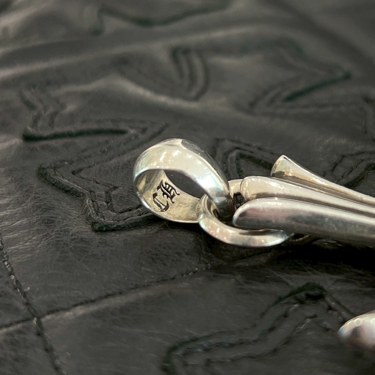 CHROME HEARTS Large Cross With Bail Pendant Top クロムハーツ ラージクロス ウィズ ベイル ペンダントトップ