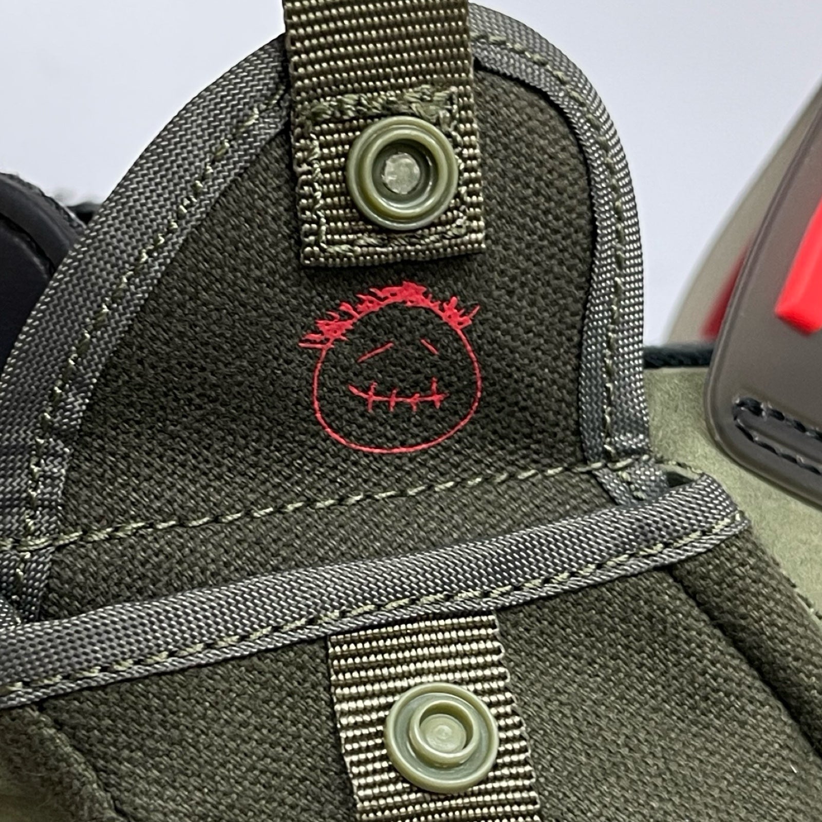 NIKE × Travis Scott 2019 Air jordan 6 Retro SP Midium Olive Size US9.5（27.5cm）CN1084-200