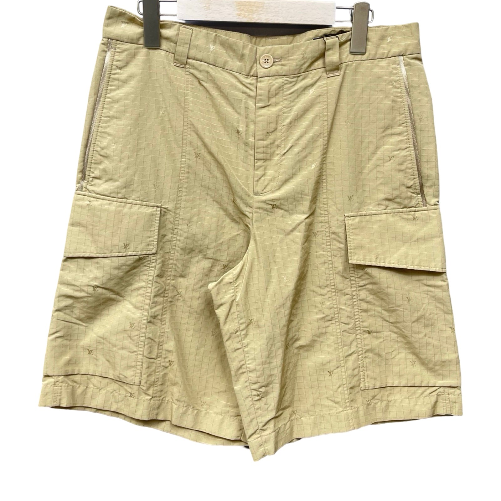 LOUIS VUITTON 2023AW Ripstop Cargo Shorts 1ABJIG Size 48