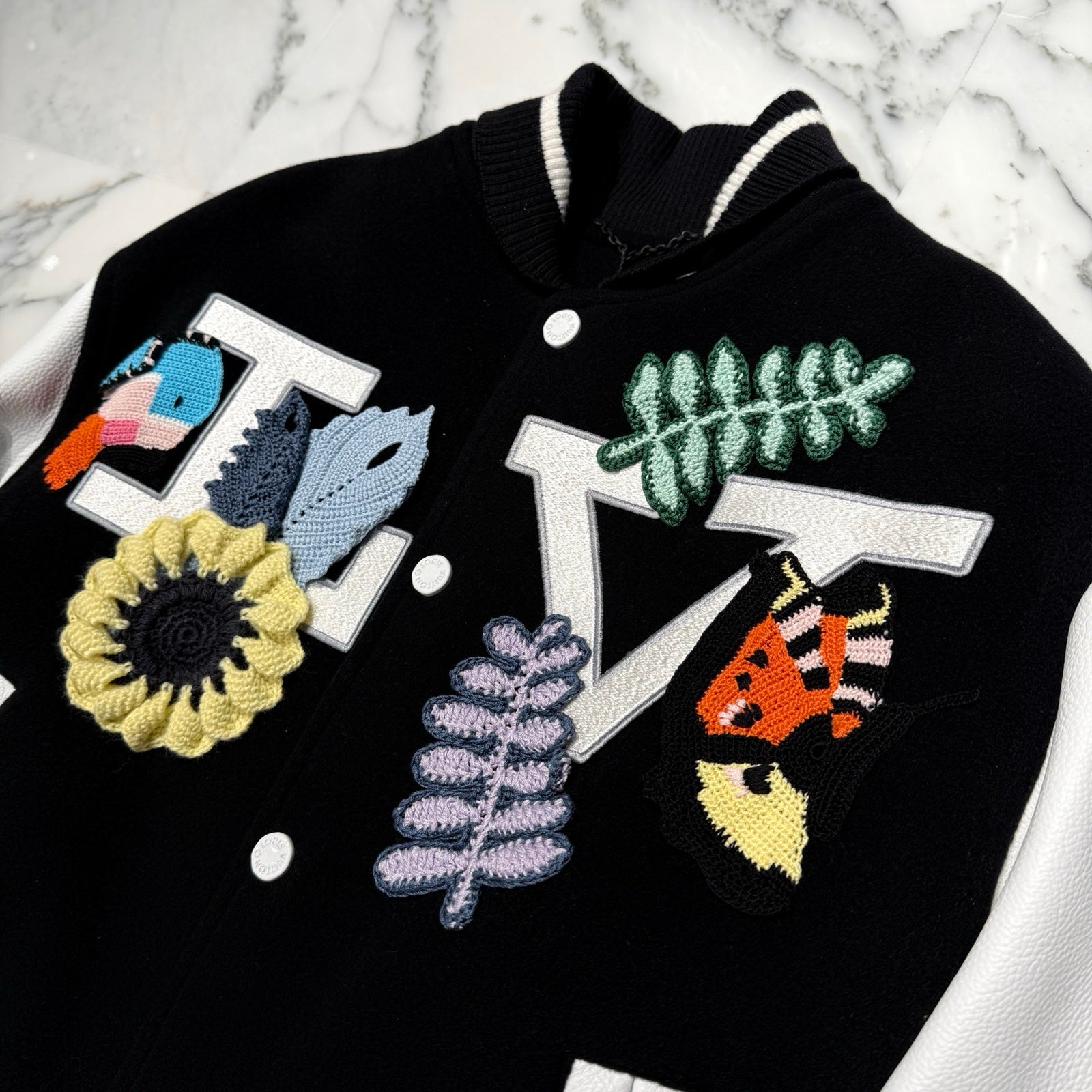 ルイヴィトン LOUIS VUITTON ジップアップパーカー ウール 花刺繍