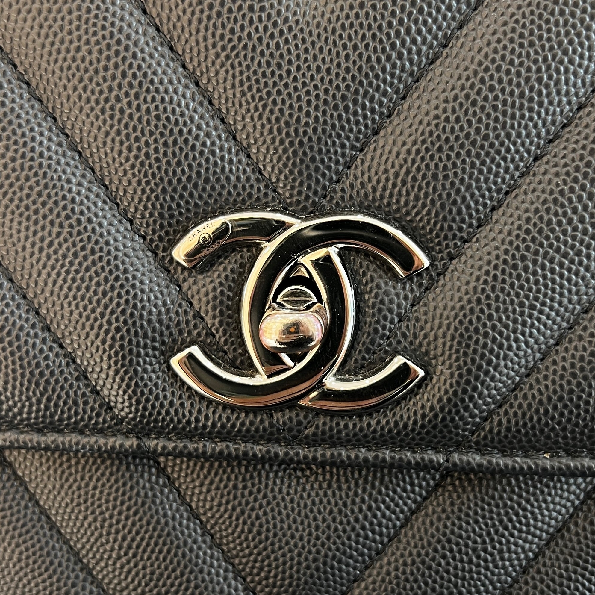 CHANEL Coco Handle 29 Leather Shoulder Bag シャネル ココハンドル 29 レザーショルダーバッグ