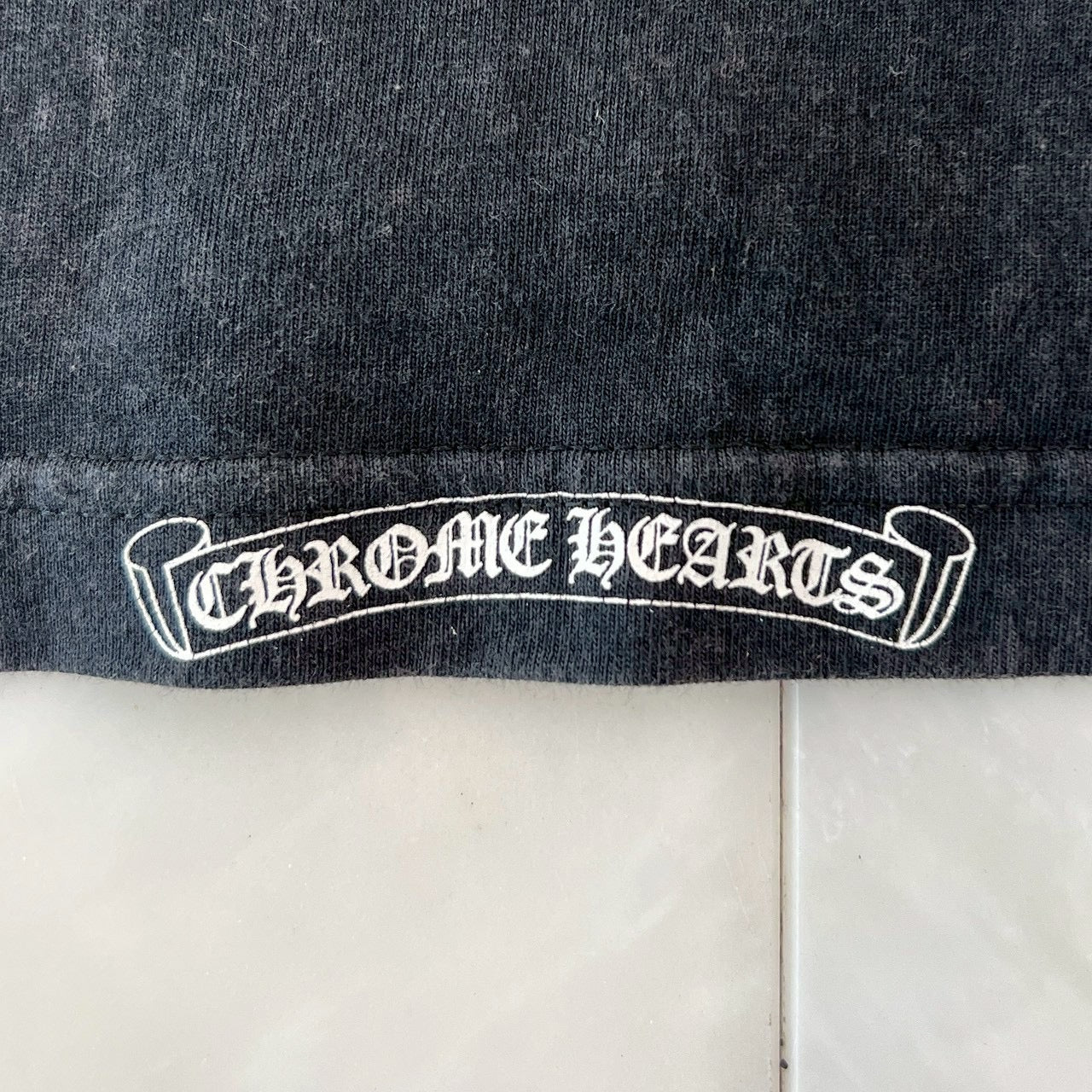 CHROME HEARTS VINTAGE Back Cemetery Cross Print Tee Size M クロム