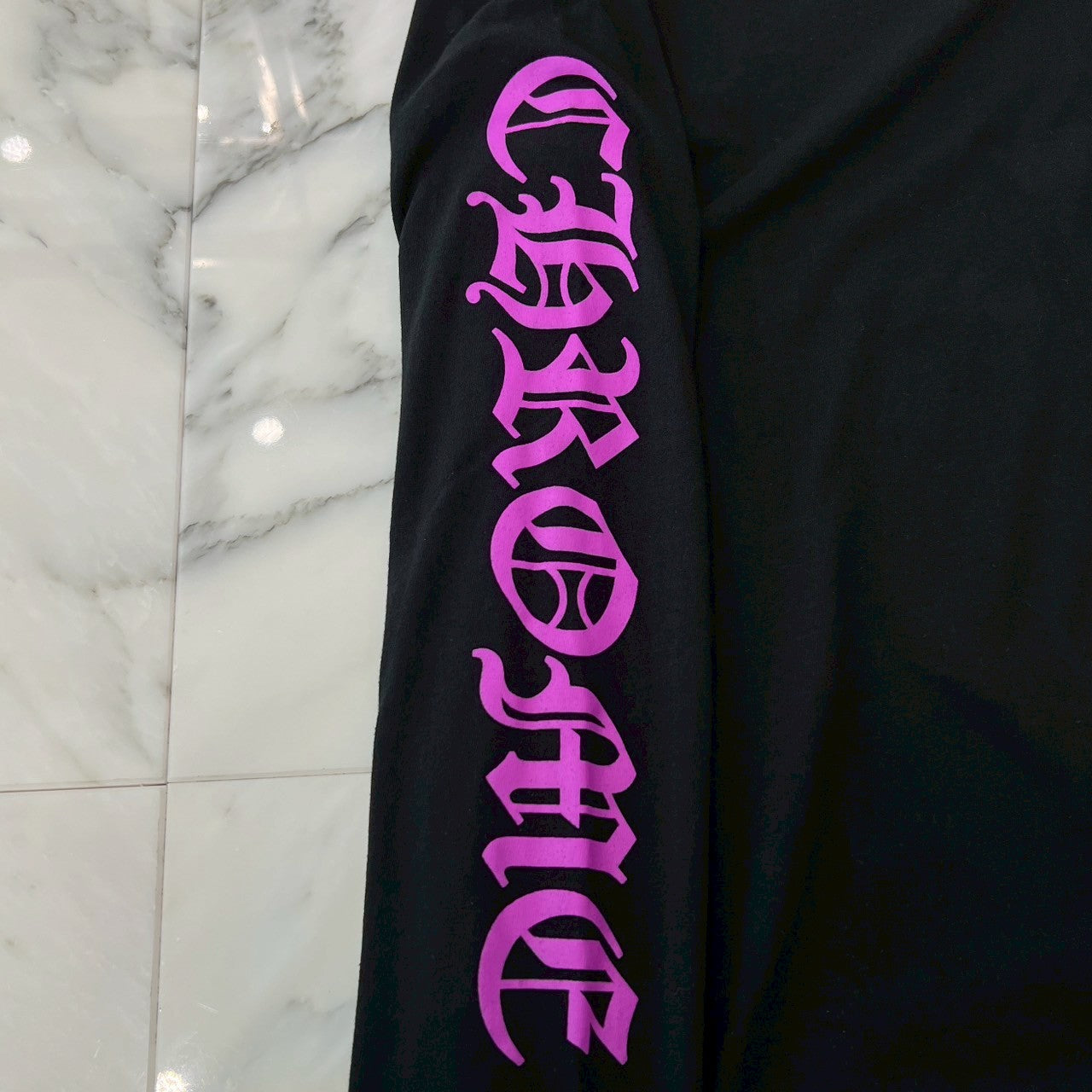 CHROME HEARTS Old English Neck Logo Long Sleeve Tee Size L クロムハーツ オールドイングリッシュ ネックロゴ ロングスリーブTシャツ サイズL