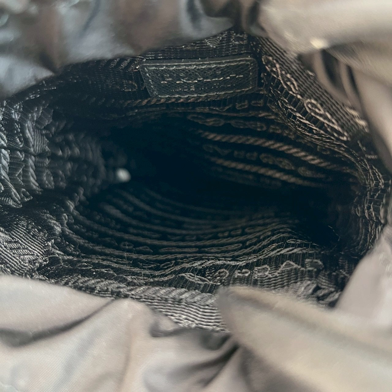 PRADA Re-Nylon Smart Phone Case 2ZH155_2DMI_F0002 プラダ リ・ナイロン スマートフォン ケース