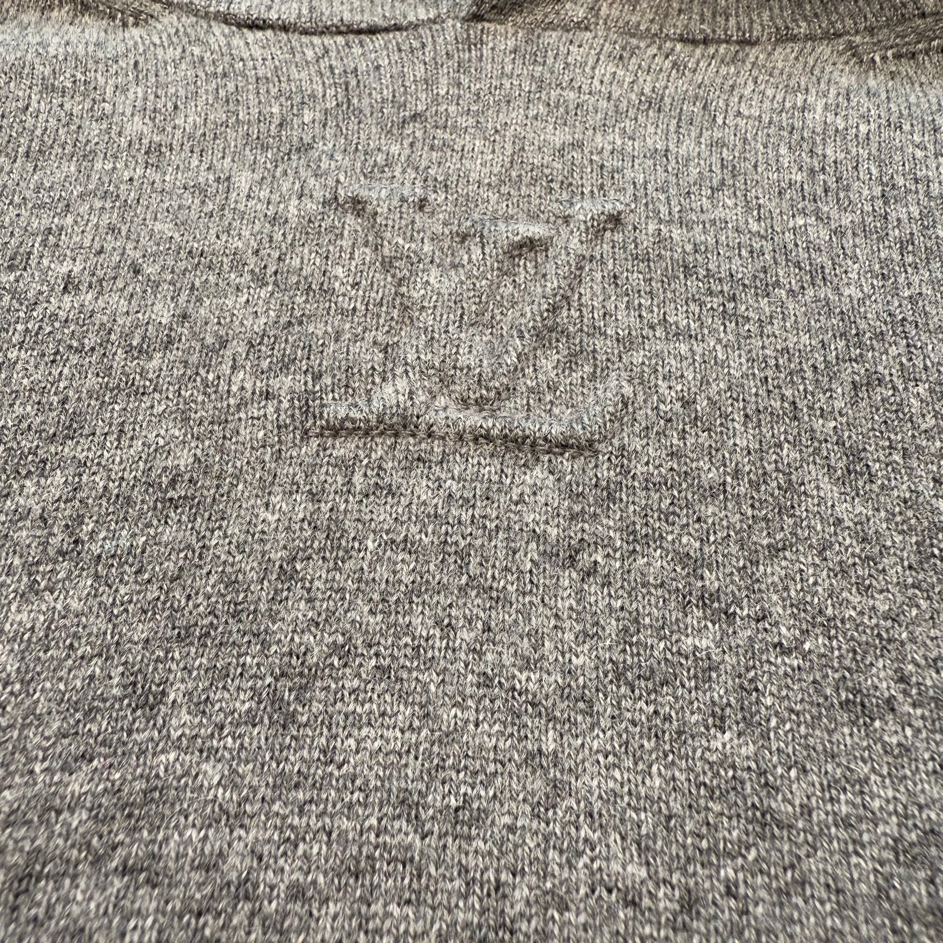 LOUIS VUITTON 2022SS LV Logo Cashmere Knit Pullover Hoodie 1A9VU8 Size M ルイヴィトン LVロゴカシミアニット プルオーバーフーディー サイズM