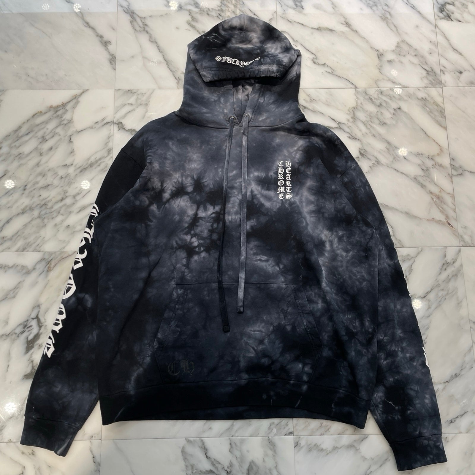 CHROME HEARTS Vertical Logo Horseshoe Tie Dye Pullover Hoodie Size XL クロムハーツ ヴァーティカルロゴ ホースシュー タイダイ プルオーバーフーディー サイズXL