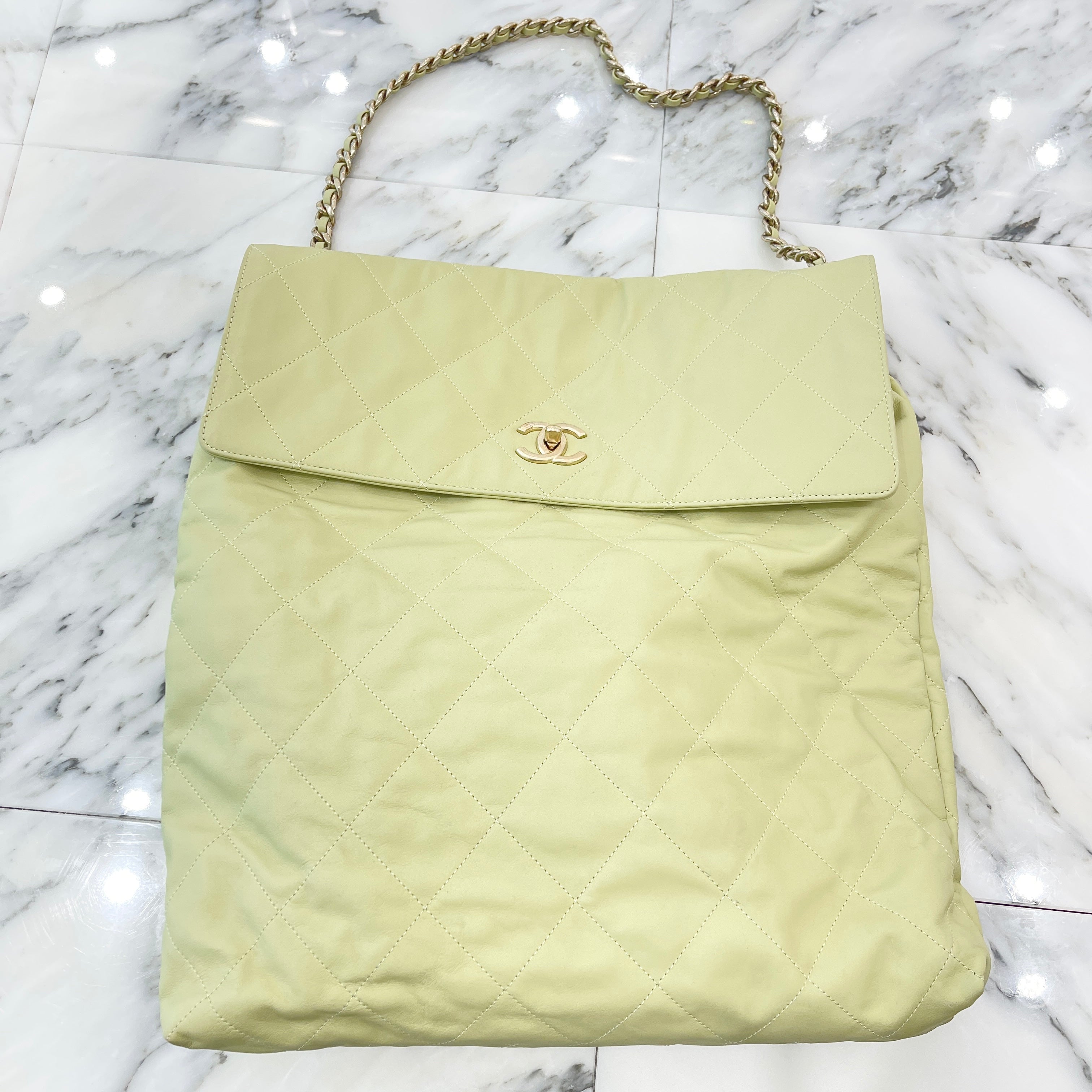 CHANEL 2024 Cruise Matelasse Maxi Hobo Bag AS4617 B14999 NS835 シャネル 2024クルーズ マトラッセ マキシ ホーボーバッグ