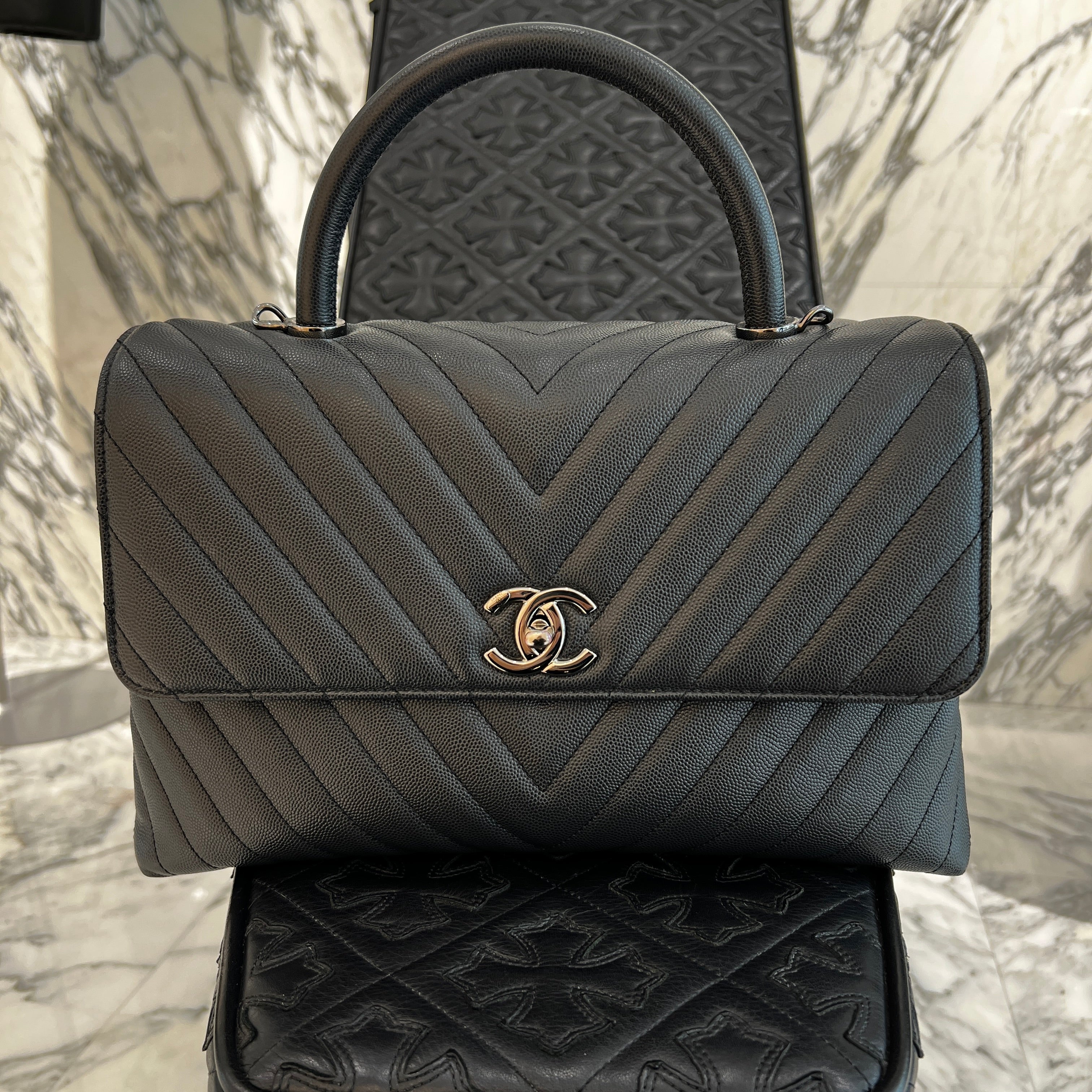 CHANEL Coco Handle 29 Leather Shoulder Bag シャネル ココハンドル 29 レザーショルダーバッグ