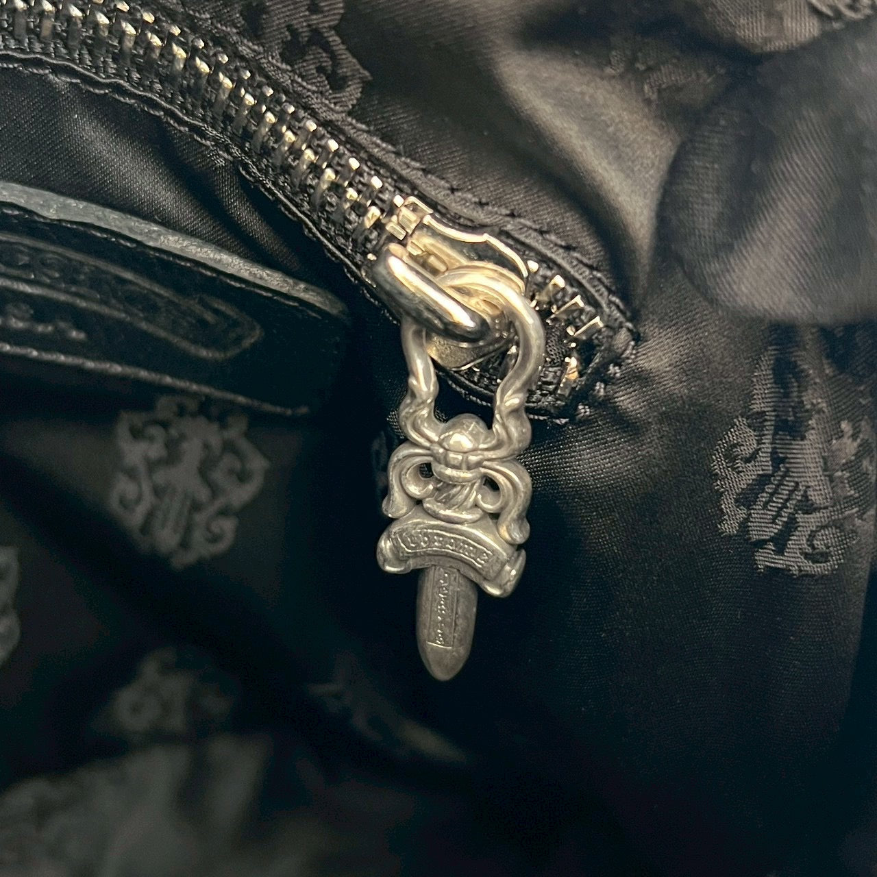 CHROME HEARTS CHICKEN NUGGET Small Leather Shoulder Bag クロムハーツ チキンナゲット スモールレザー ショルダーバッグ