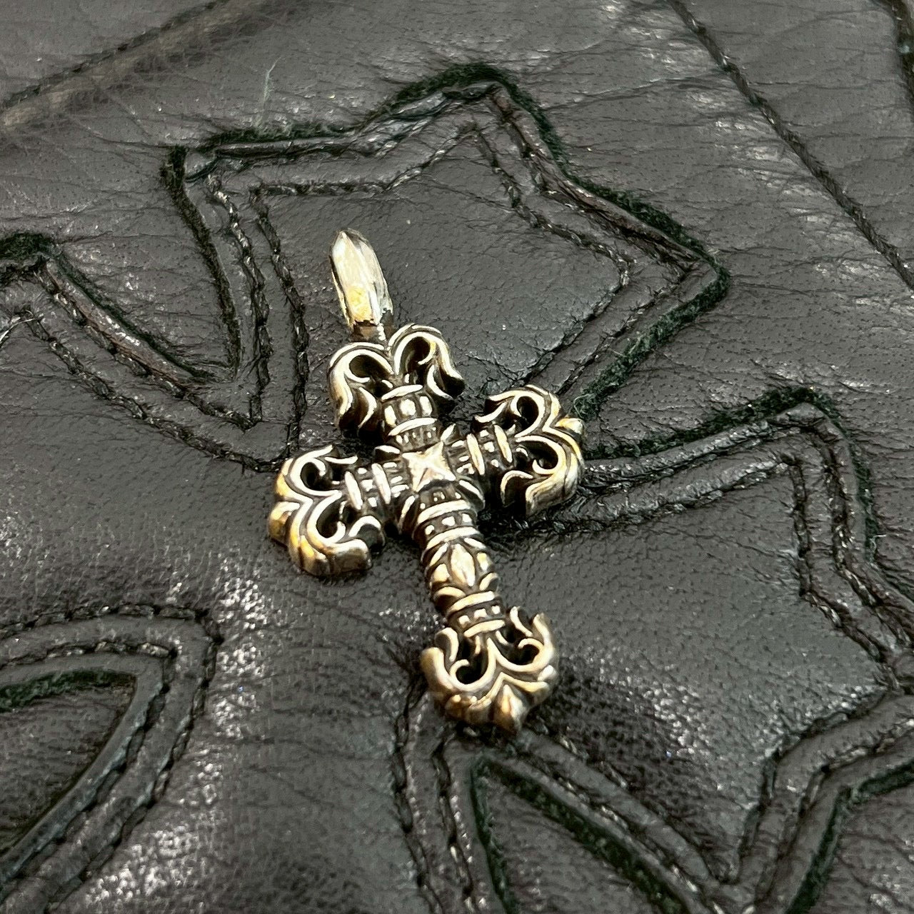 CHROME HEARTS Tiny Filigree Cross Charm Pendent Top クロムハーツ タイニー フィリグリークロス チャーム ペンダント トップ