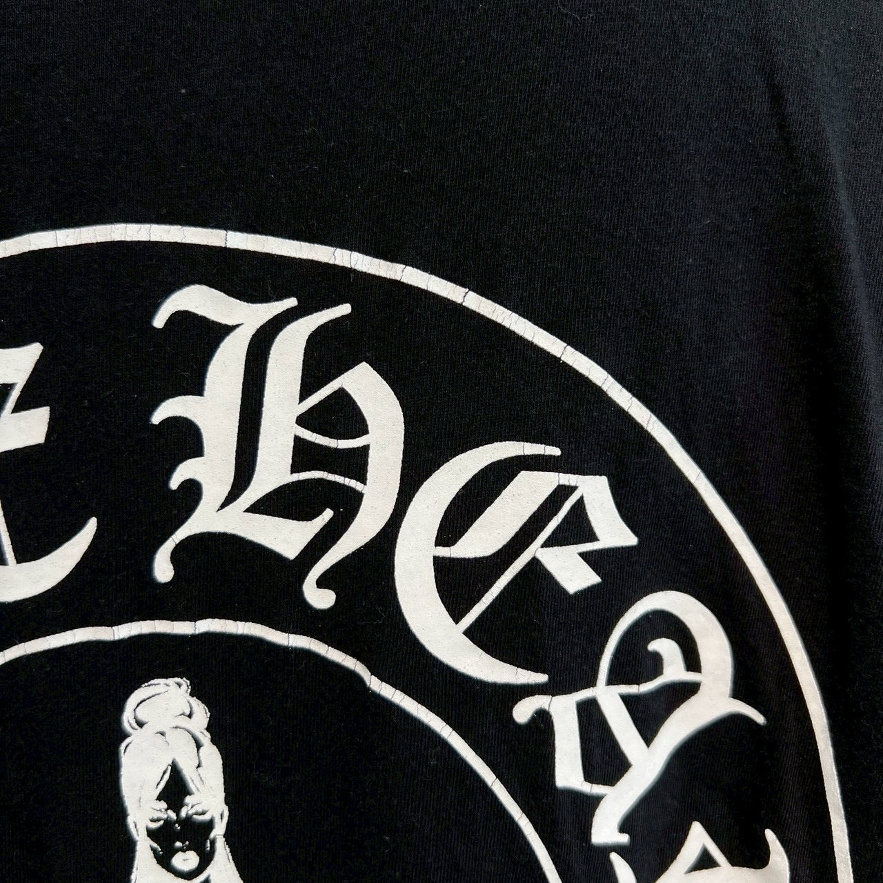 CHROME HEARTS × DEADLLY DOLL Back Horseshoe Print Tee Size XL クロムハーツ × デッドリードール バックホースシュープリント Tシャツ サイズXL