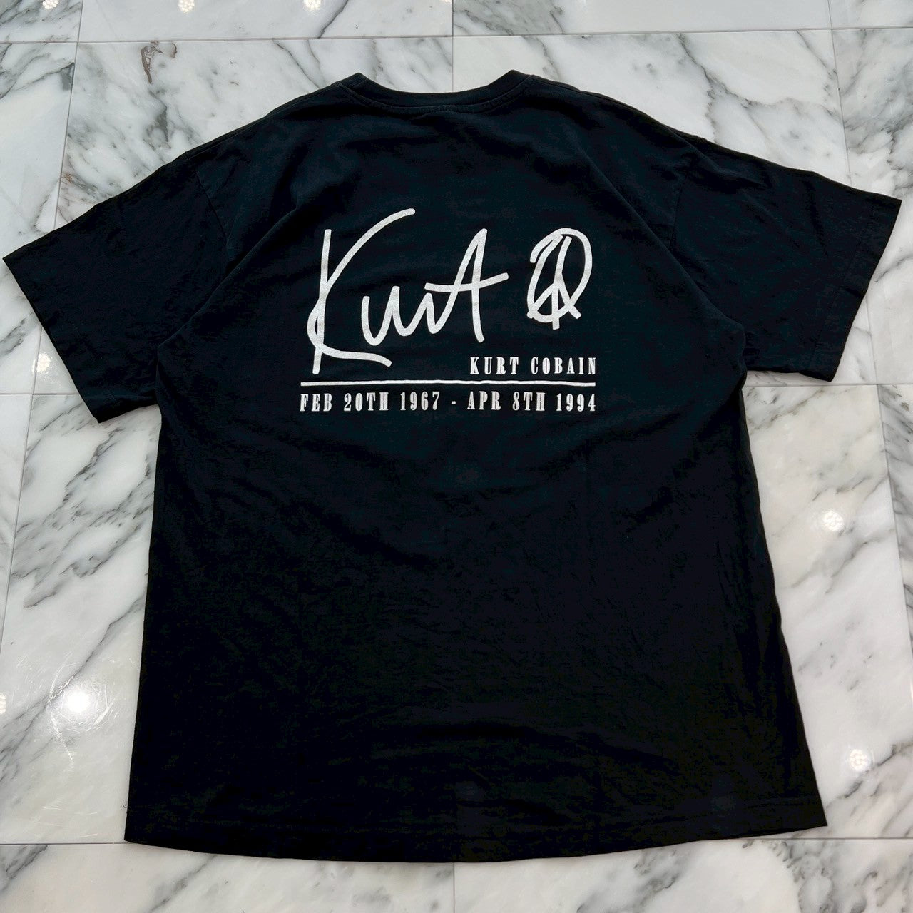 Vintage 90's Nirvana Kurt Cobain 1967-1994 Memorial COMBED