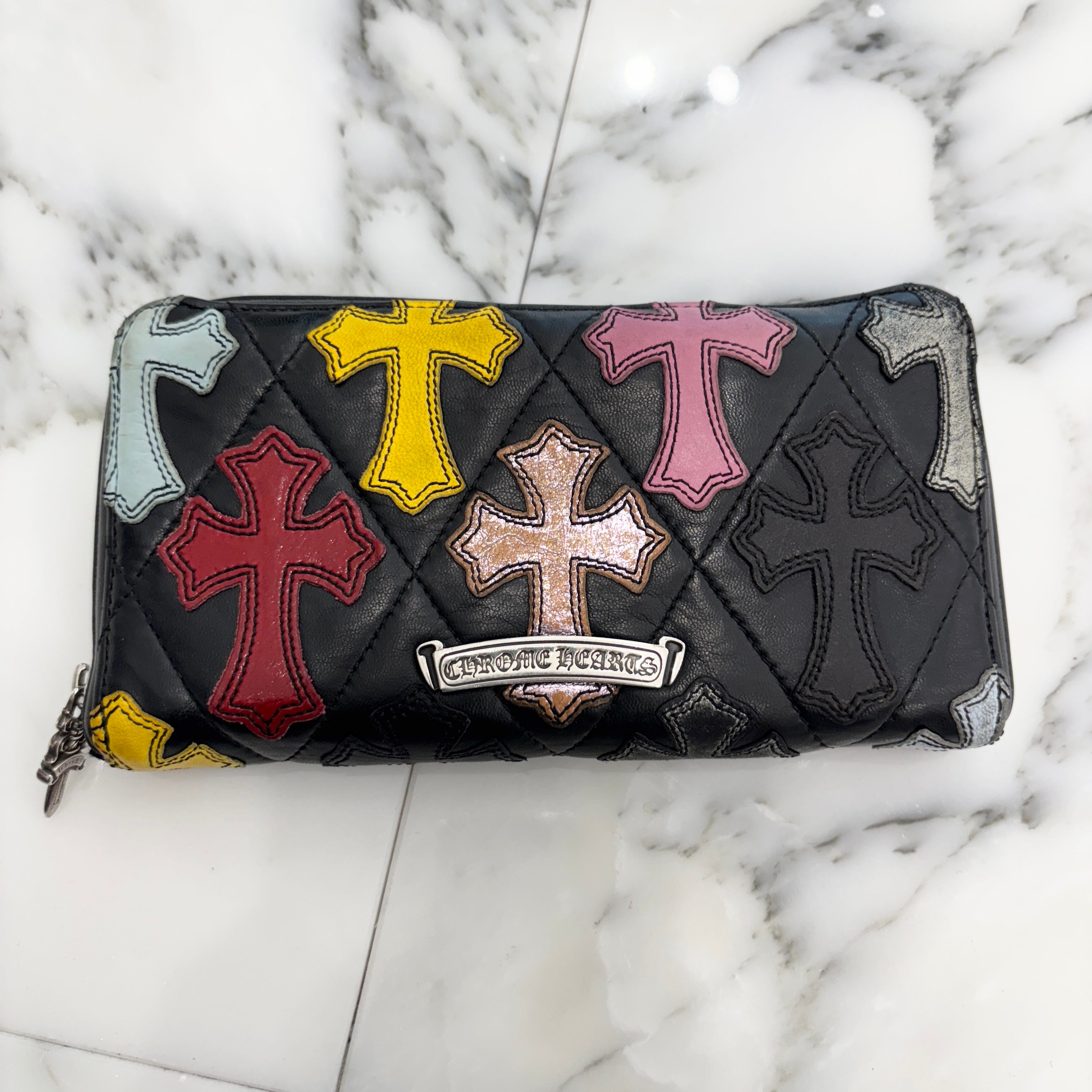 CHROME HEARTS Multi Cemetery Cross Leather Patch Quilting Wallet クロムハーツ マルチ セメタリークロス レザーパッチ キルティング風 ウォレット