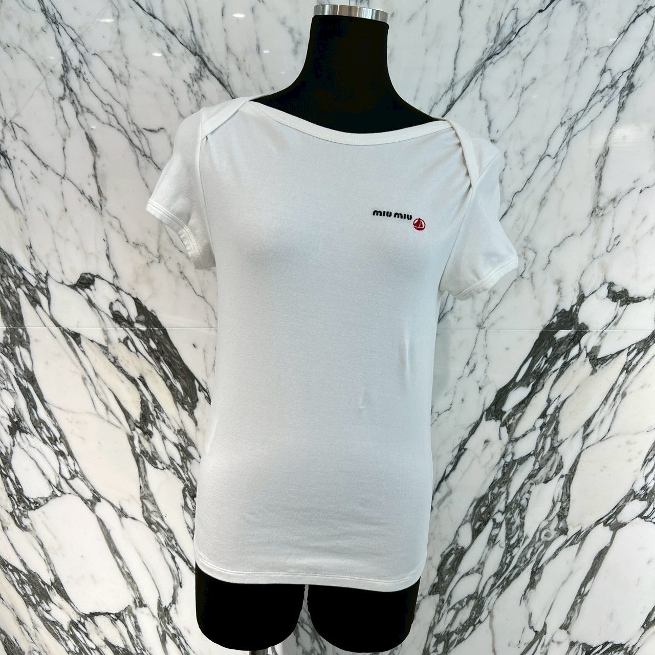 MIU MIU × PETIT BATEAU 2025SS Stretch Jersey Logo Embroidery Tee MJN568 S000 166H Size XS ミュウミュウ×プチバトー ストレッチジャージー ロゴ刺繍 Tシャツ サイズXS