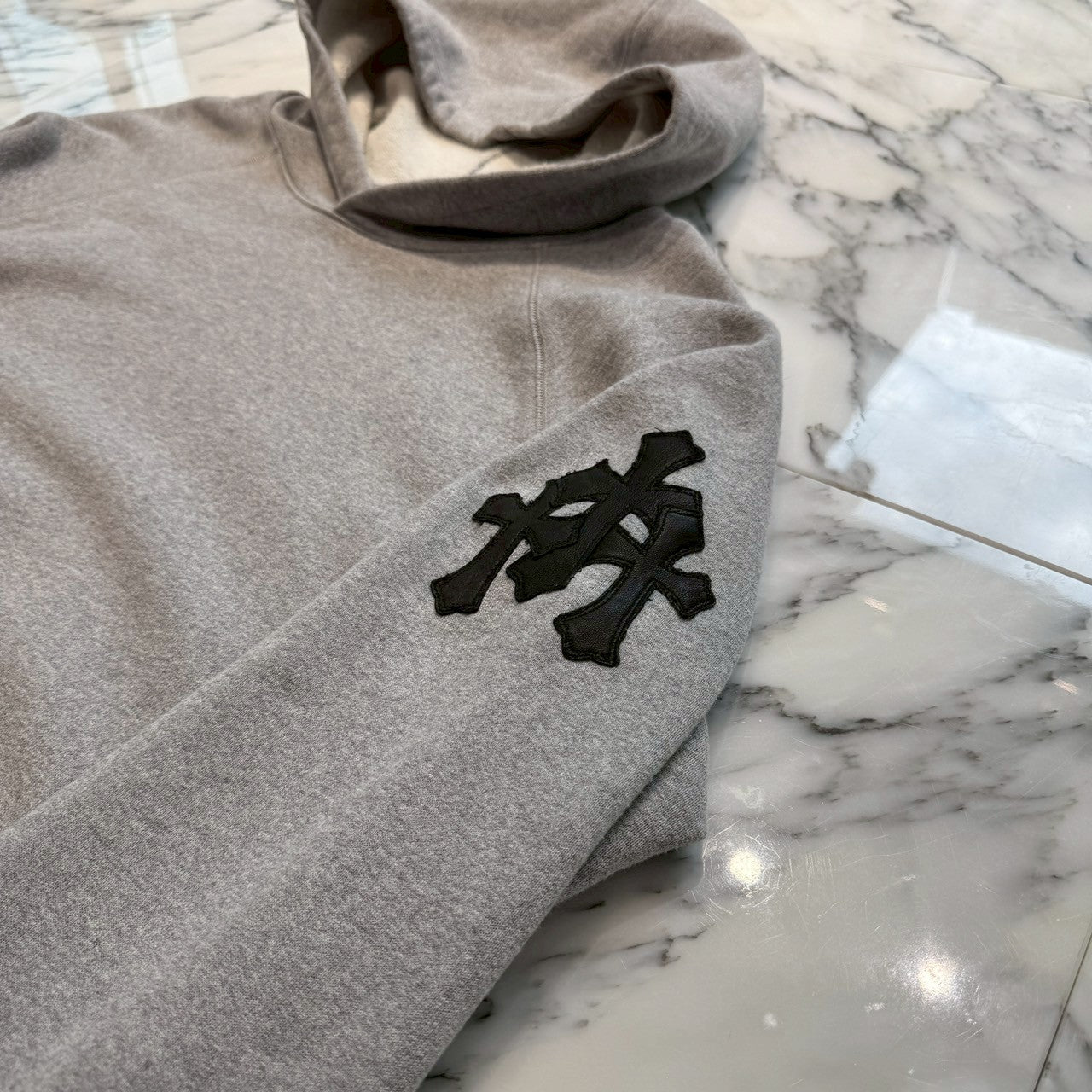 CHROME HEARTS Y NOT Cemetery Cross Leather Patch Pullover Hoodie Size XL クロムハーツ ワイノット セメタリークロス レザーパッチ プルオーバーフーディー サイズXL