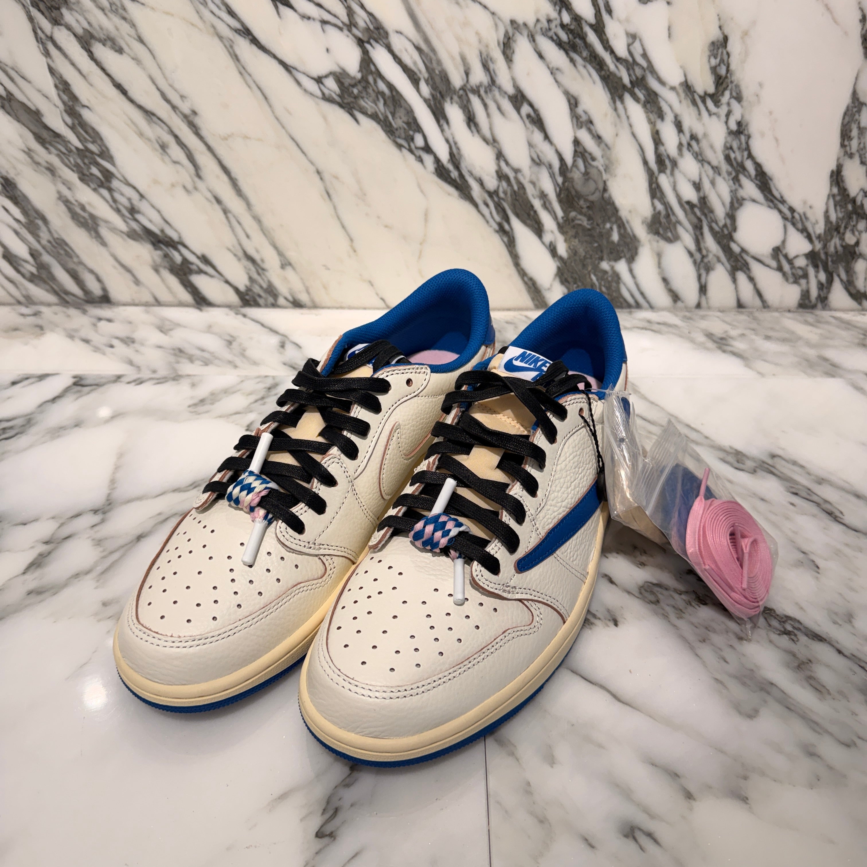 NIKE × Travis Scott 2022AW Air Jordan 1 Low OG SP " Sail/Military Blue " DM7866-104 Size US10.5 (28.5cm) ナイキ×トラヴィススコット エアジョーダン1 ロー OG SP "セイル/ミリタリーブルー" サイズUS10.5 (28.5cm)