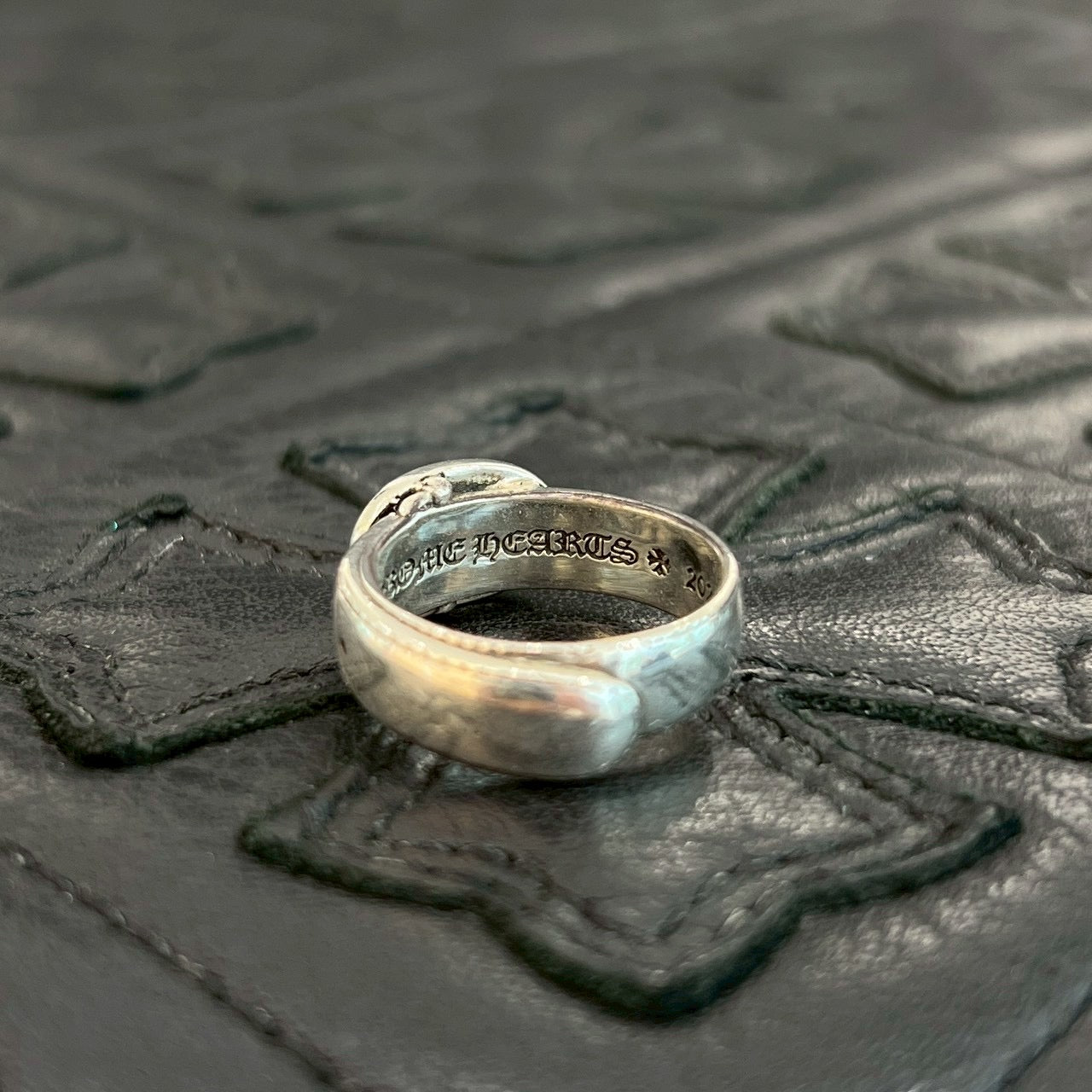 CHROME HEARTS Classic Oval Cross Belt Ring Size 11.5号