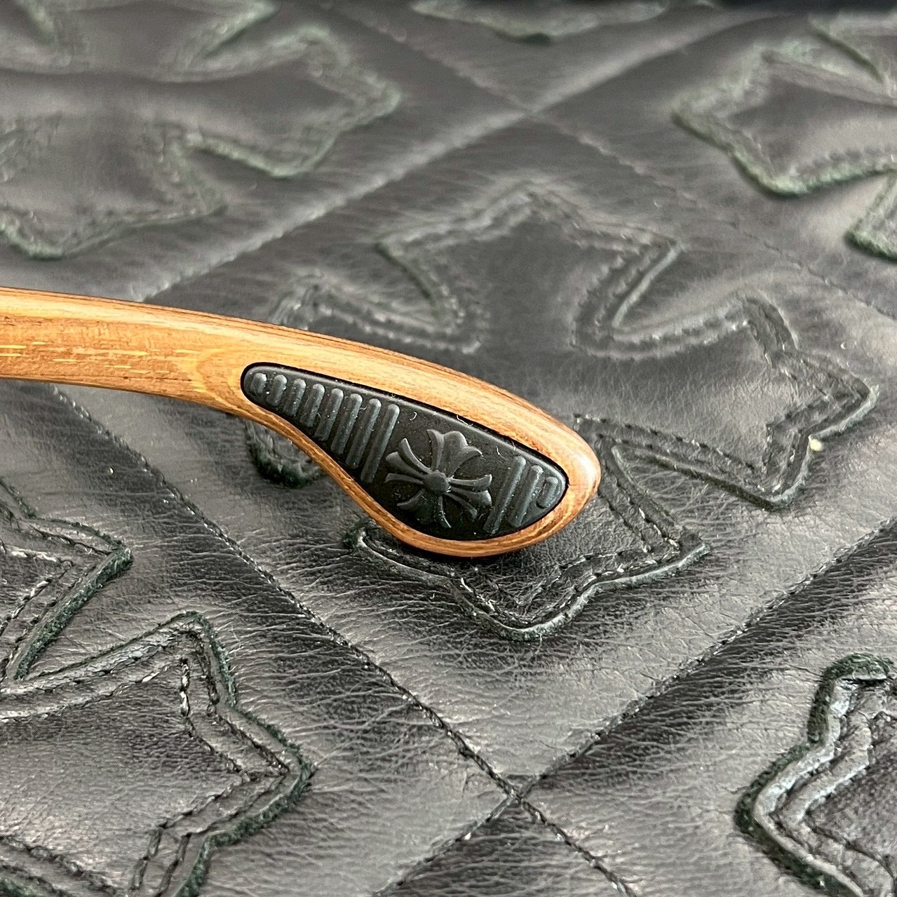 CHROME HEARTS LILITH Ebony Wood Sunglasses "BROWN/DARK GREY" WEWE-18KGP Size 56□18-144 クロムハーツ リリス エボニー ウッド サングラス "ブラウン/ダークグレー" サイズ56□18-144