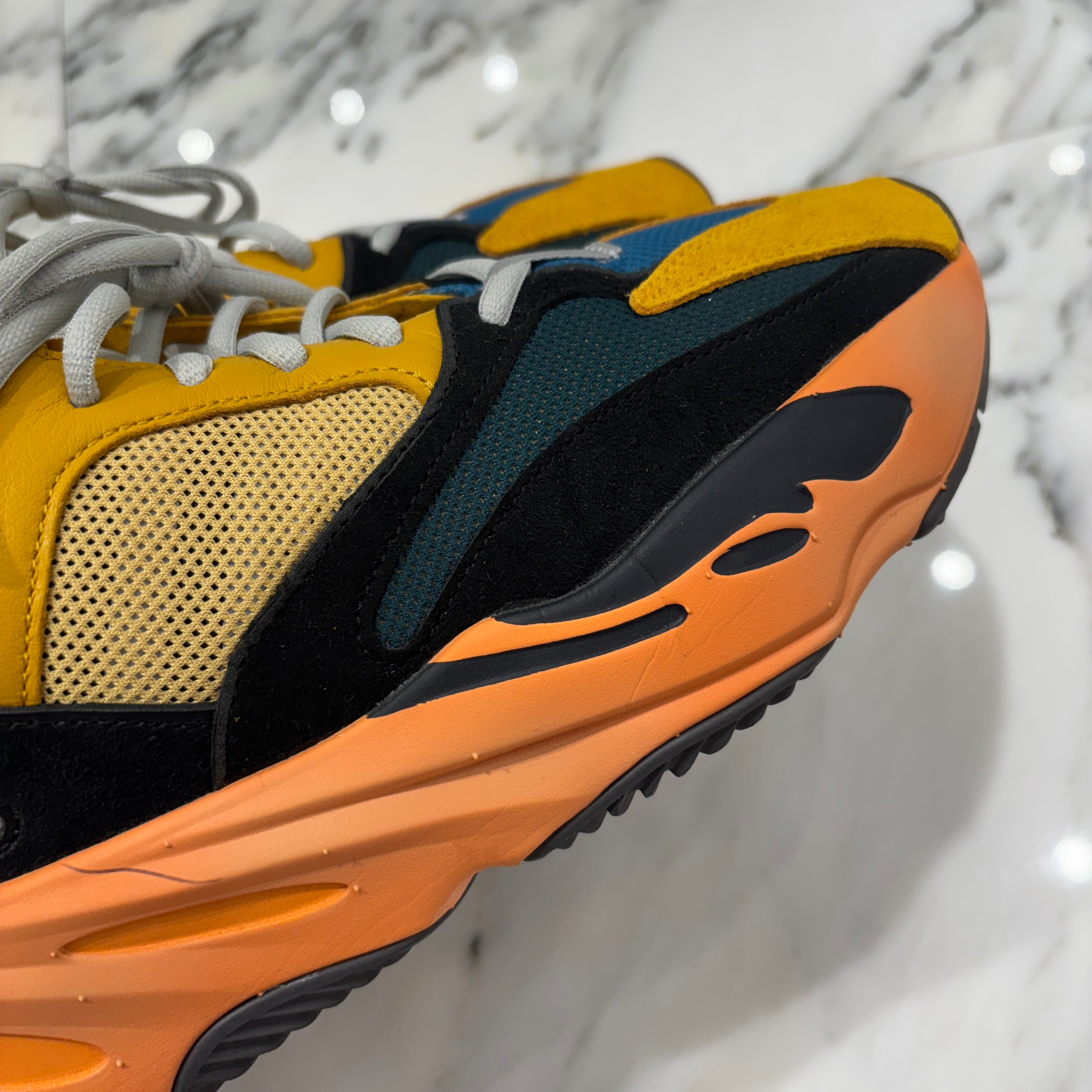 adidas × Kanye West 2023AW YEEZY BOOST 700 V3 'SUN' Sneaker G54850 Size US10(28cm) アディダス×カニエ・ウェスト イージーブーストV3 ’’サン’’ スニーカー サイズ US10(28cm)