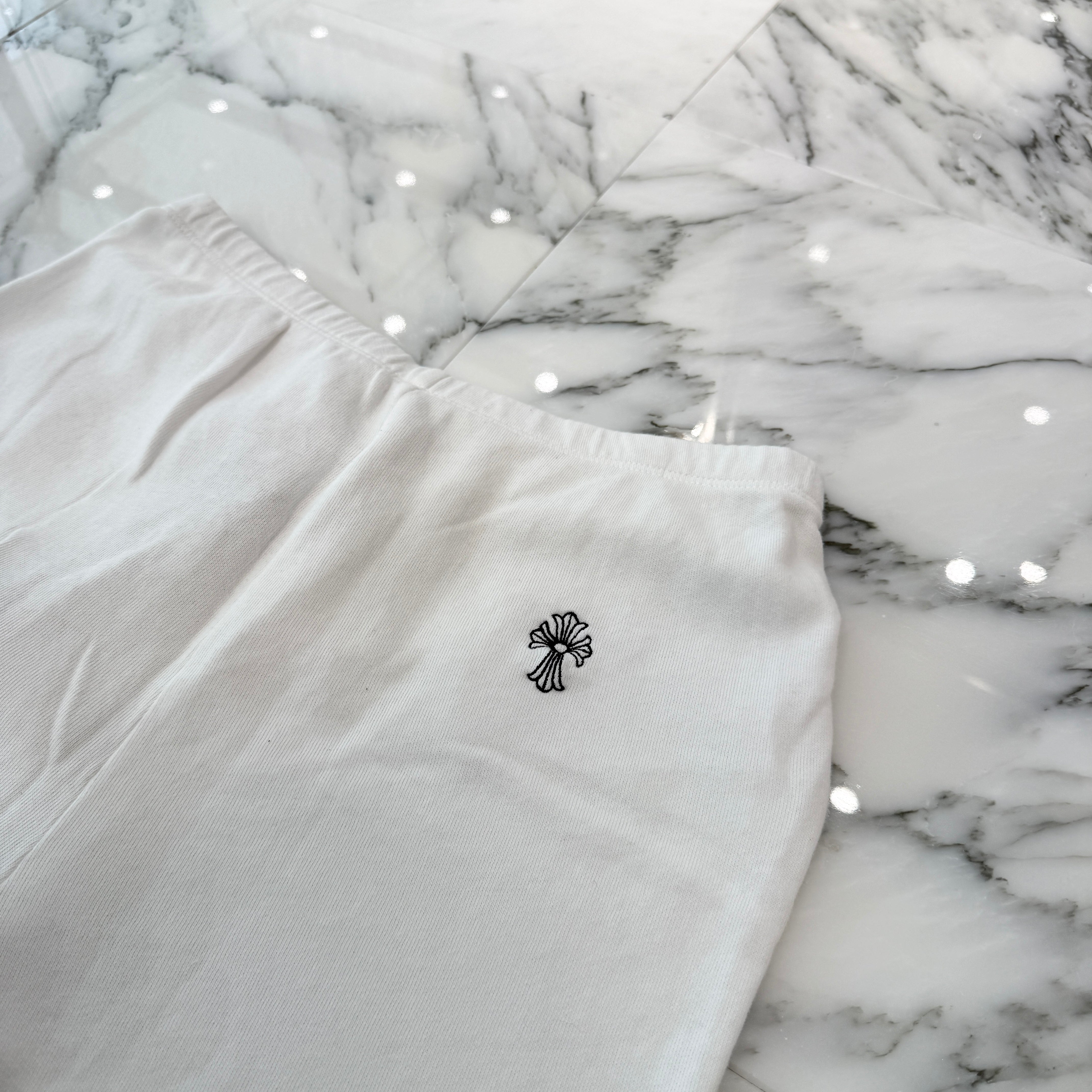 CHROME HEARTS Y NOT Vertical Logo Cross Embroidery Half Pants Size S クロムハ―ツ ワイノット ヴァーティカルロゴ クロス刺繡 ハーフパンツ サイズS