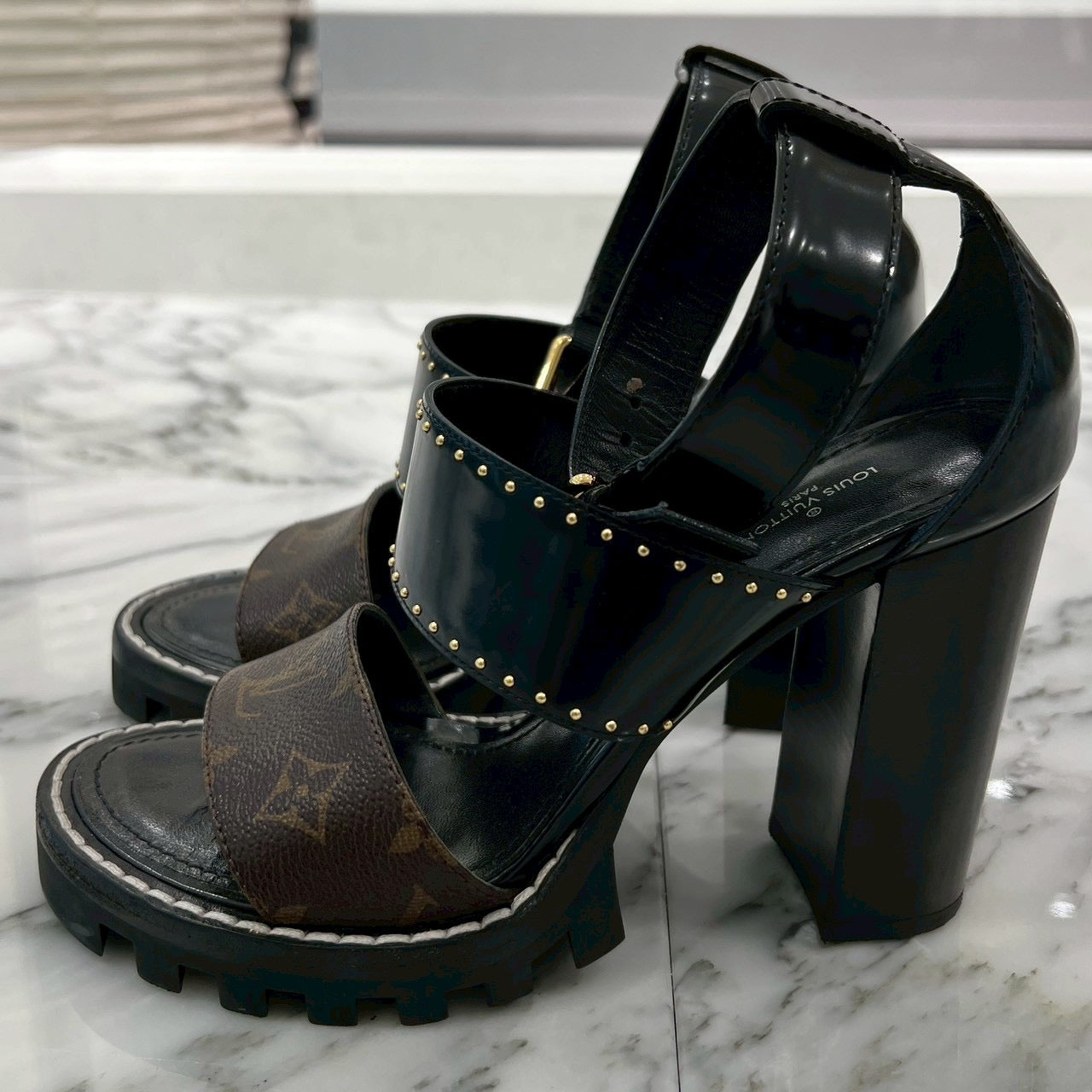 LOUIS VUITTON Star Trail Line Studded Heel Sandals NA0290 Size 38 1/2 ルイヴィトン スタートレイルラインスタッズヒールサンダル サイズ38 1/2