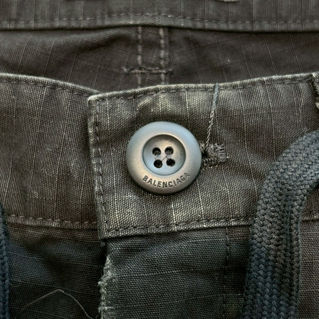 BALENCIAGA 2024AW Multi Pocket Cropped Skater Wide Cargo Pants 746491 TKP27 Size XXS バレンシアガ マルチポケット クロップド ワイドカーゴパンツ サイズXXS