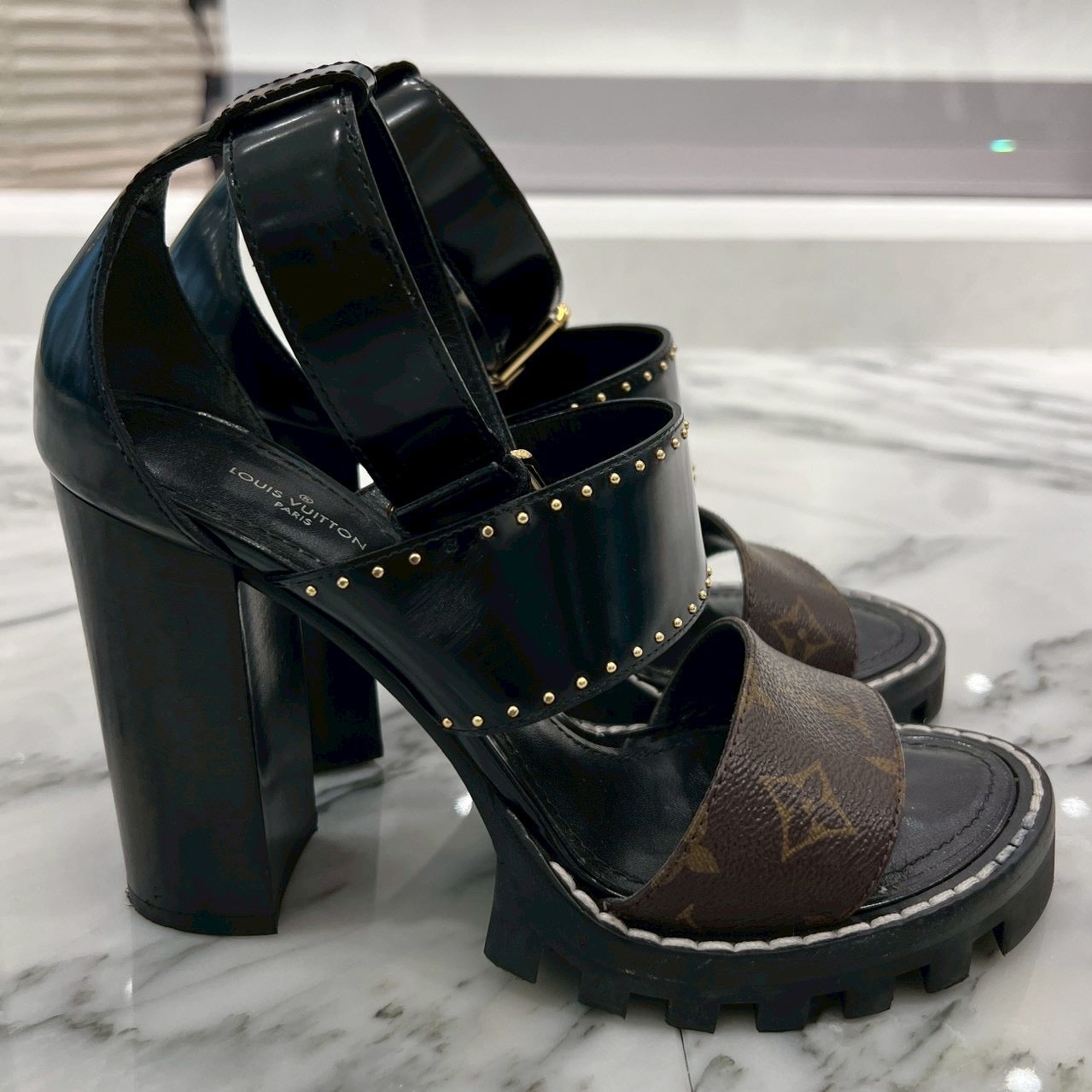 LOUIS VUITTON Star Trail Line Studded Heel Sandals NA0290 Size 38 1/2 ルイヴィトン スタートレイルラインスタッズヒールサンダル サイズ38 1/2