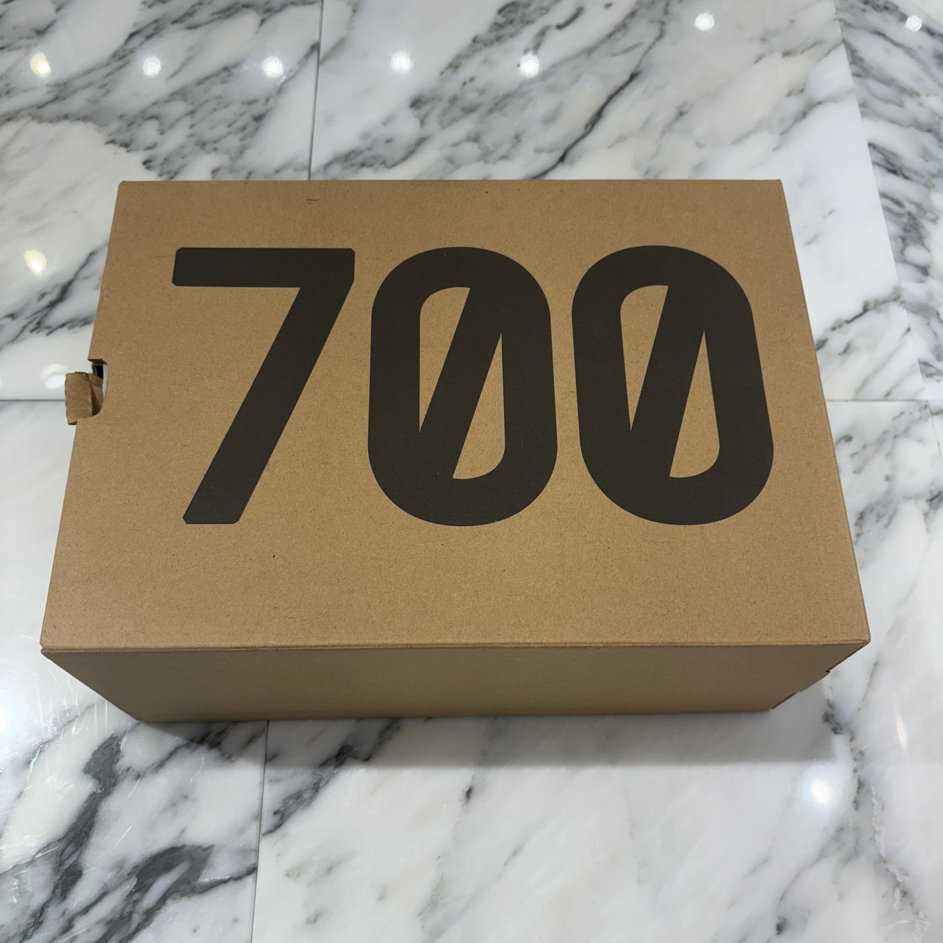 adidas × Kanye West 2023AW YEEZY BOOST 700 V3 'SUN' Sneaker G54850 Size US10(28cm) アディダス×カニエ・ウェスト イージーブーストV3 ’’サン’’ スニーカー サイズ US10(28cm)