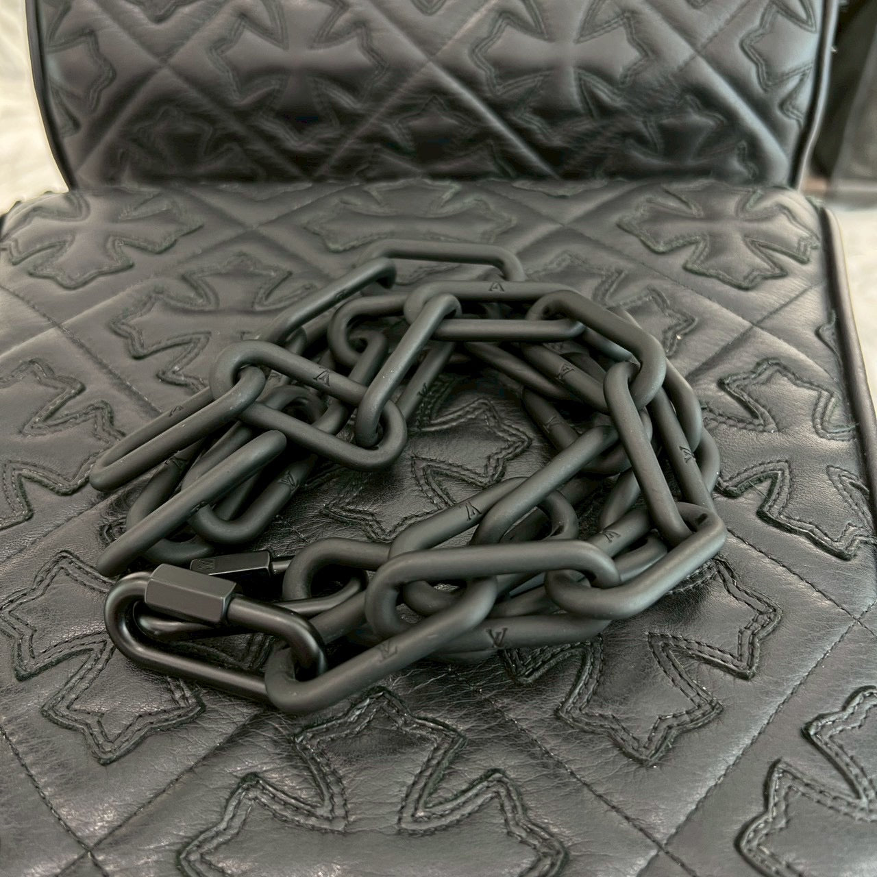 LOUIS VUITTON Sun Tulle Signature Chain Belt MP058 Size 90/36 ルイヴィトン サンチュール シグネチャー チェーンベルト サイズ90/36