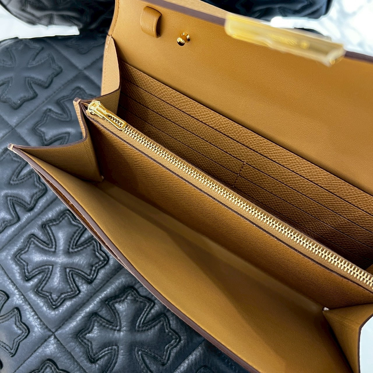HERMES Constance To Go "SESAME" Leather Long Wallet K刻印 エルメス コンスタンス トゥ ゴー "セサミ" レザーロングウォレット K刻印