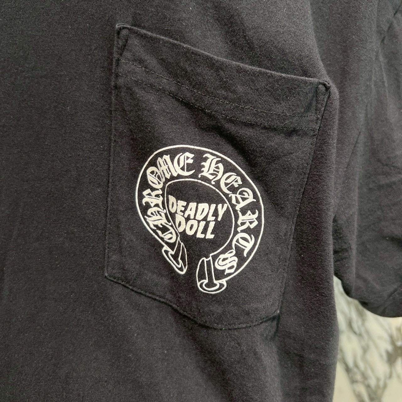 CHROME HEARTS × DEADLLY DOLL Back Horseshoe Print Tee Size XL クロムハーツ × デッドリードール バックホースシュープリント Tシャツ サイズXL
