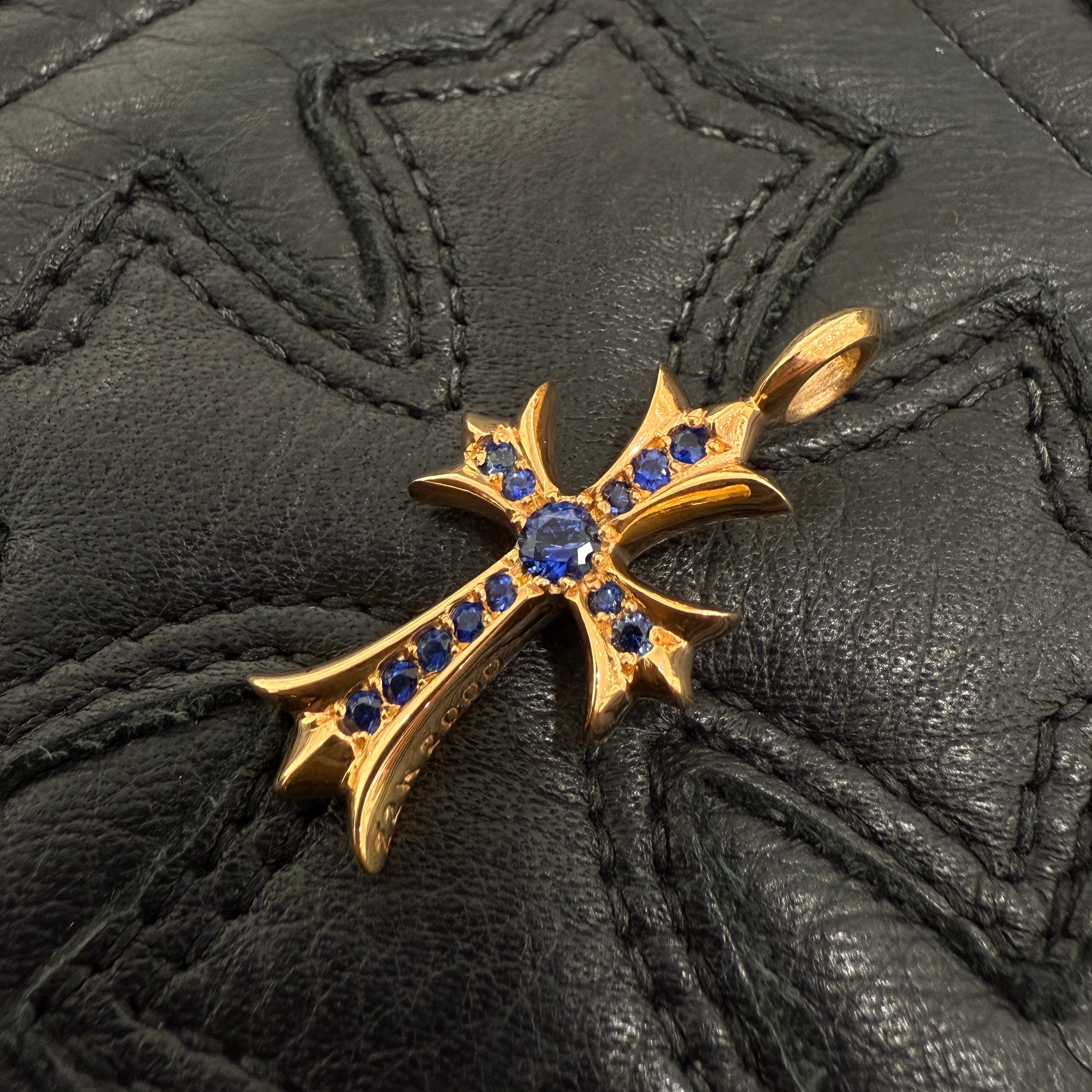 CHROME HEARTS 22K Tiny Fat Cross Pave Sapphire Pendant Top クロムハーツ 22K タイニーファットクロス パヴェサファイア ペンダントトップ