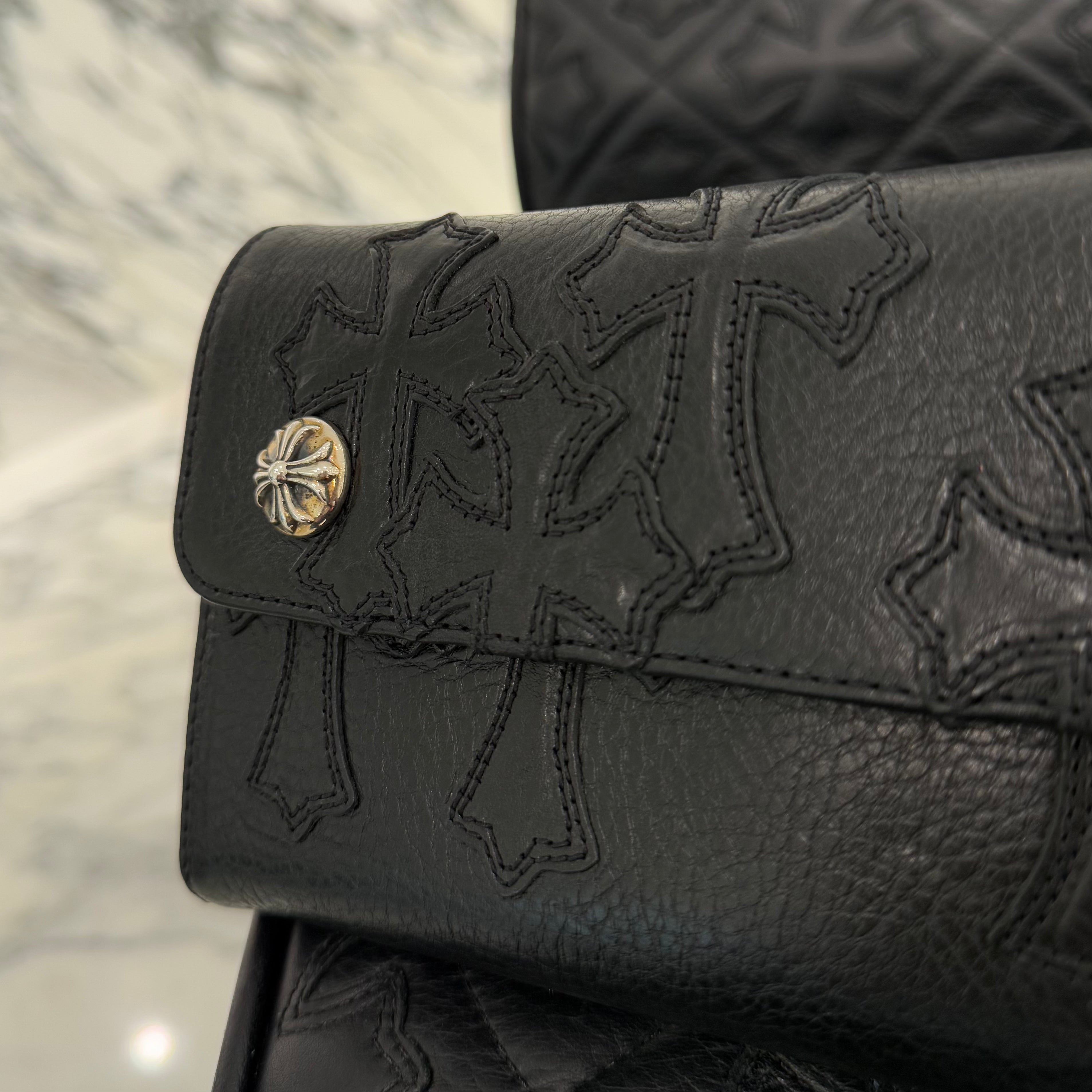 CHROME HEARTS Cemetery Leather Cross Patch Wave Cross Ball Wallet クロムハーツ セメタリーレザークロスパッチ ウェーブクロスボール ウォレット