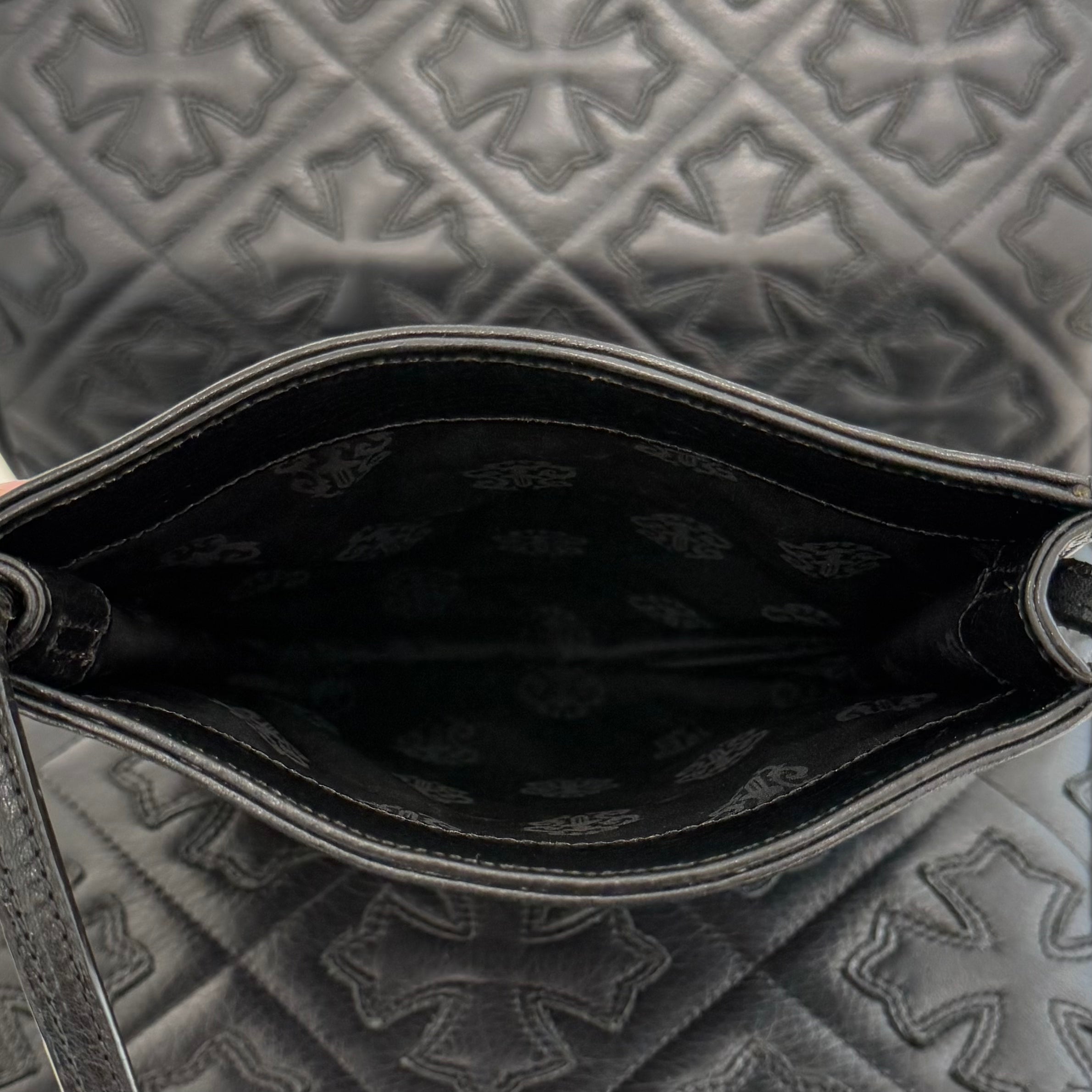 CHROME HEARTS Square Pocket 3 Cemetery Cross Leather Patch Shoulder Bag クロムハーツ スクエアポケット 3セメタリークロス レザーパッチ ショルダーバッグ